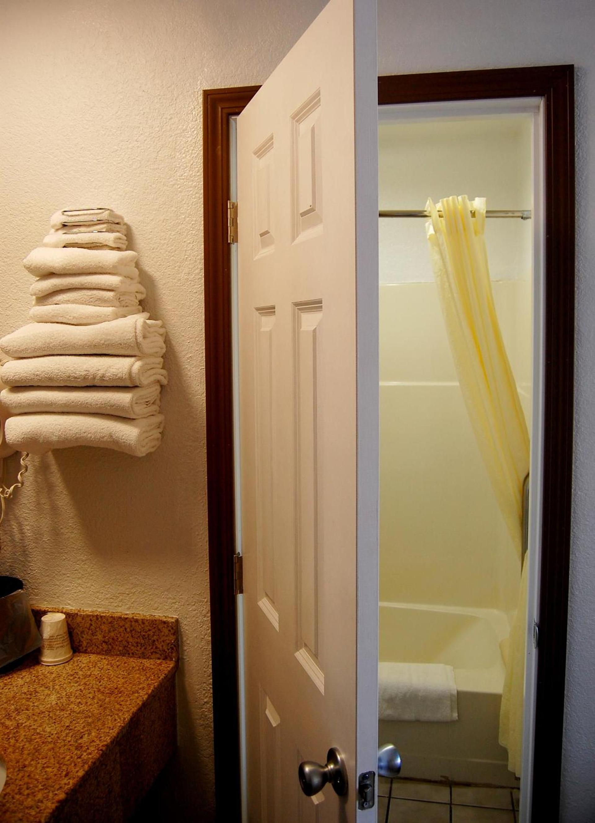 Westward Inn photo 11