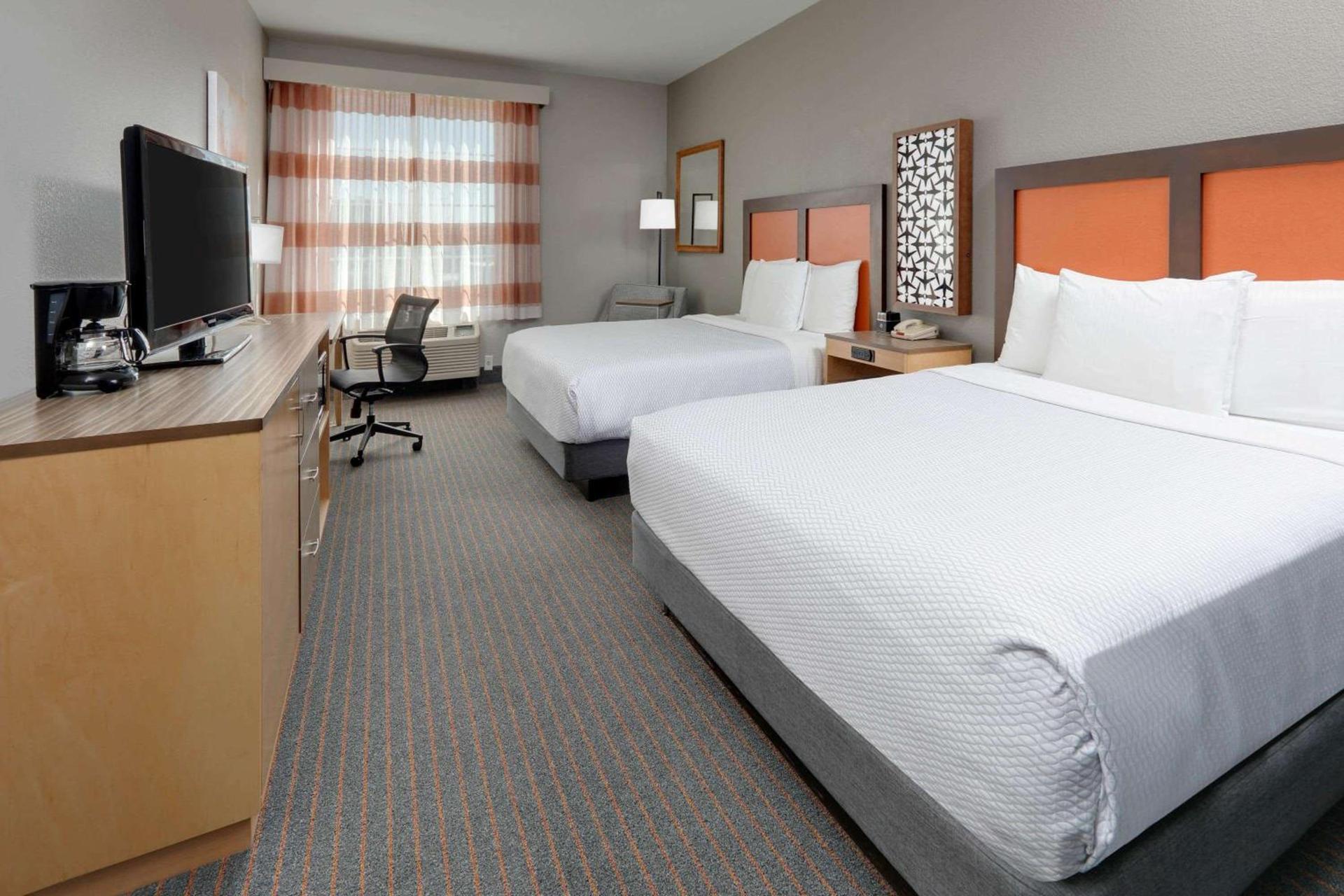 La Quinta by Wyndham Dallas Love Field photo 28