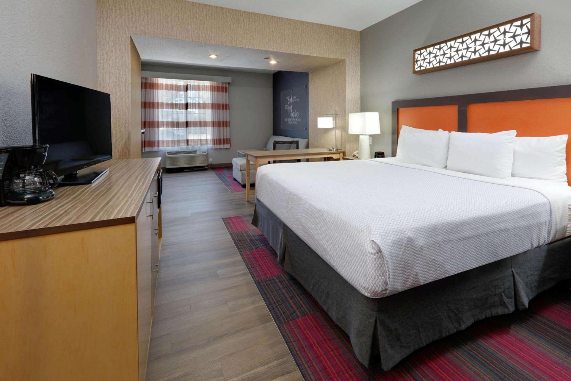 La Quinta by Wyndham Dallas Love Field photo 26