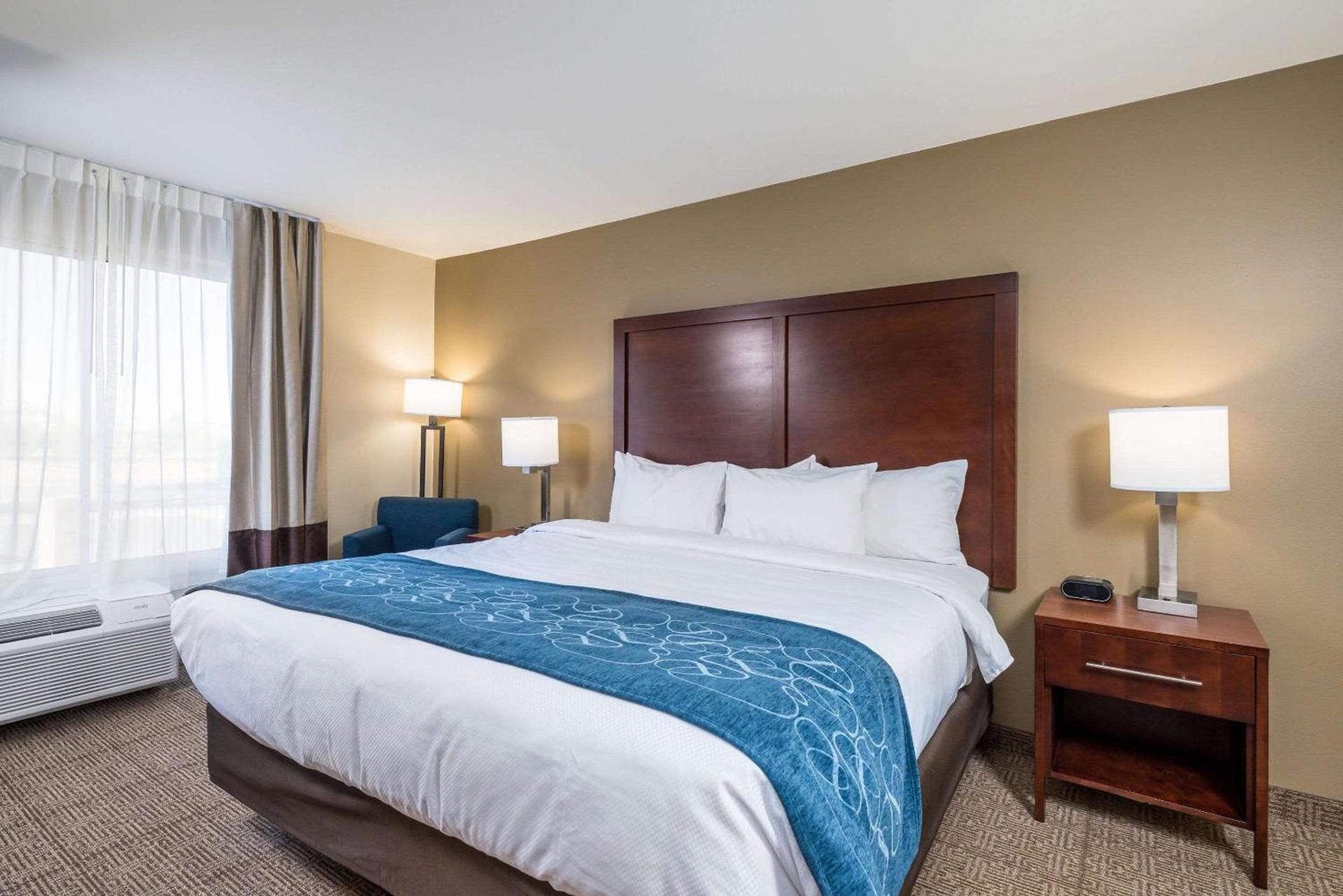 Comfort Inn Tonopah photo 11
