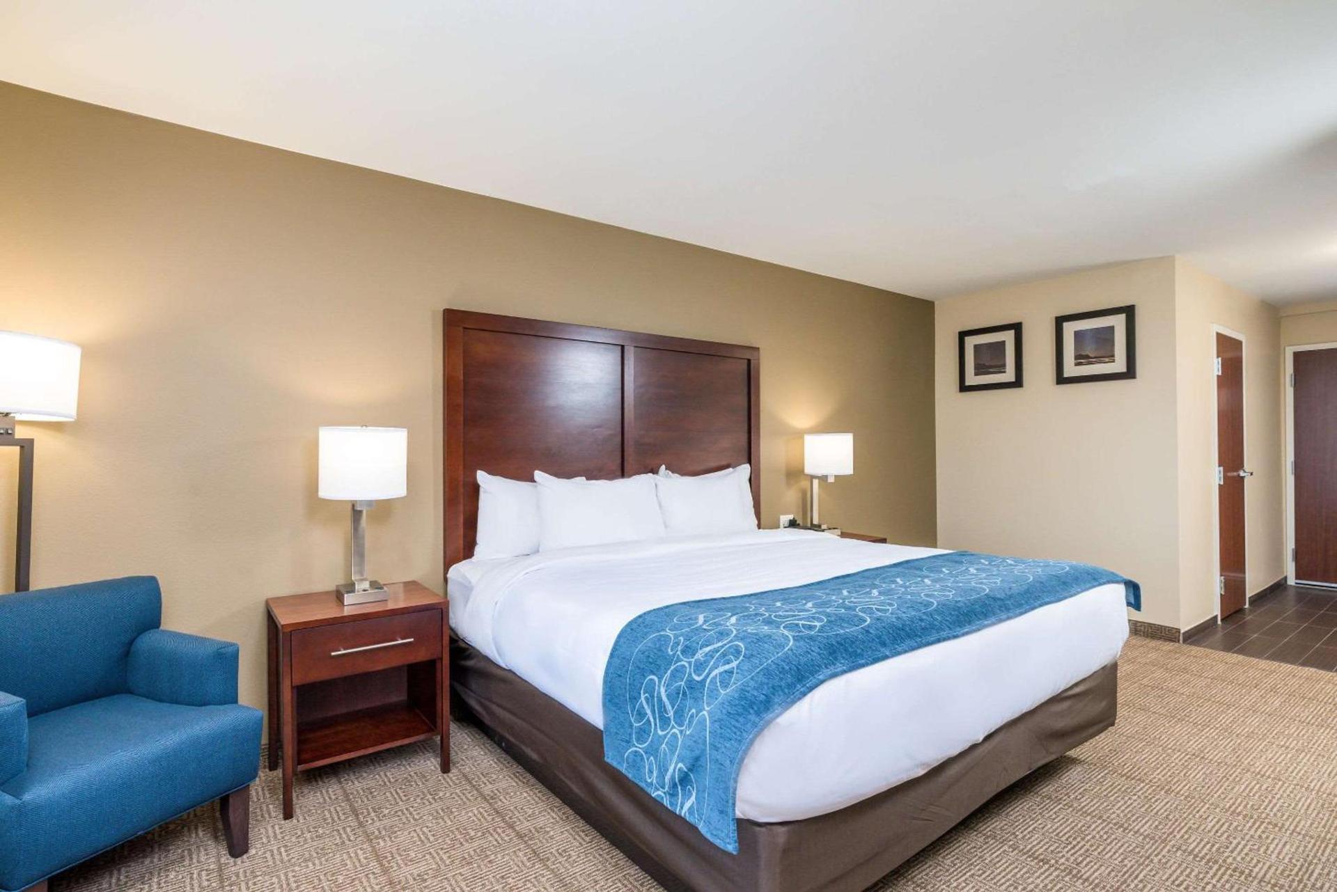 Comfort Inn Tonopah photo 17