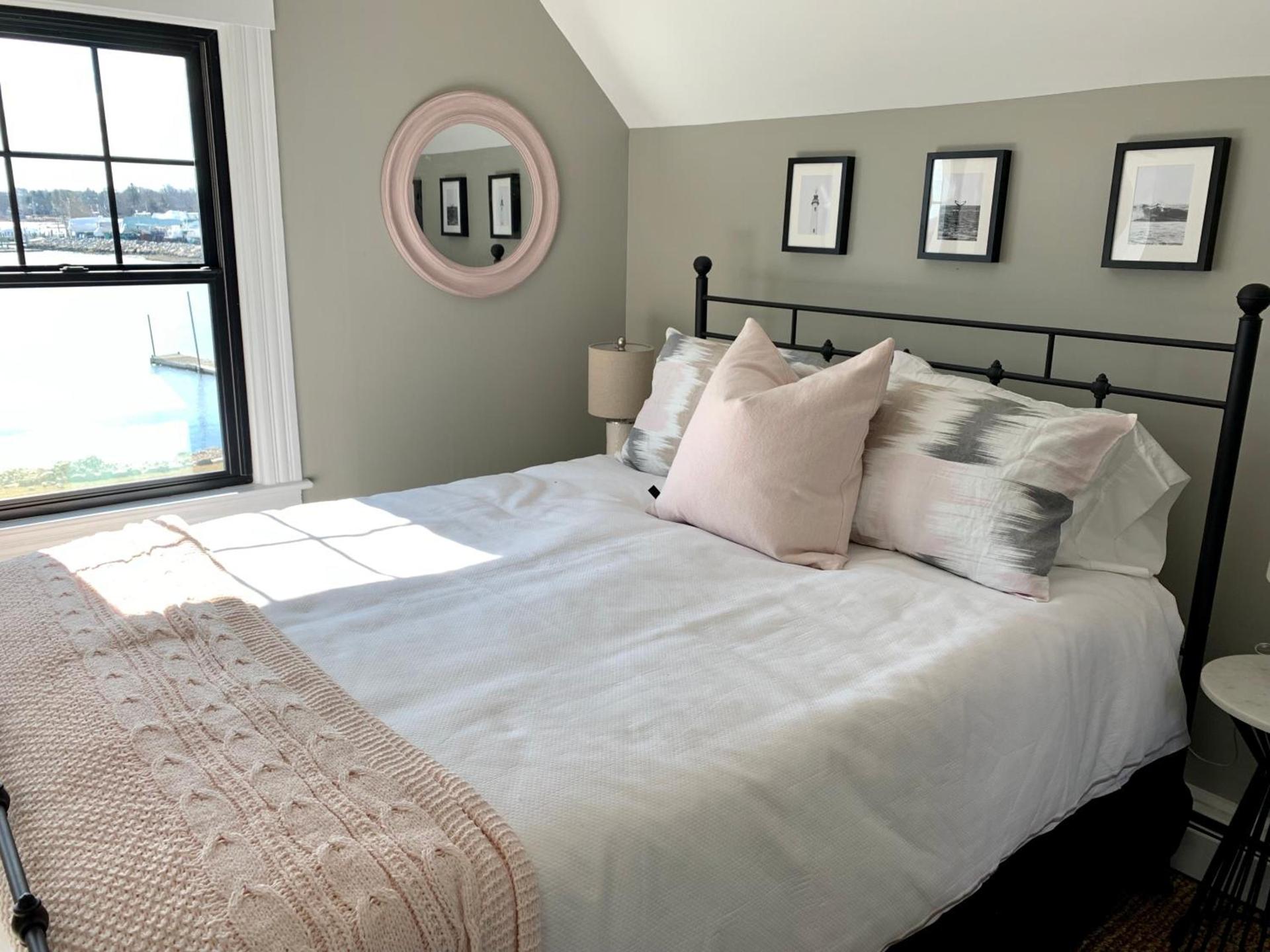 Harbor View Landing photo 33