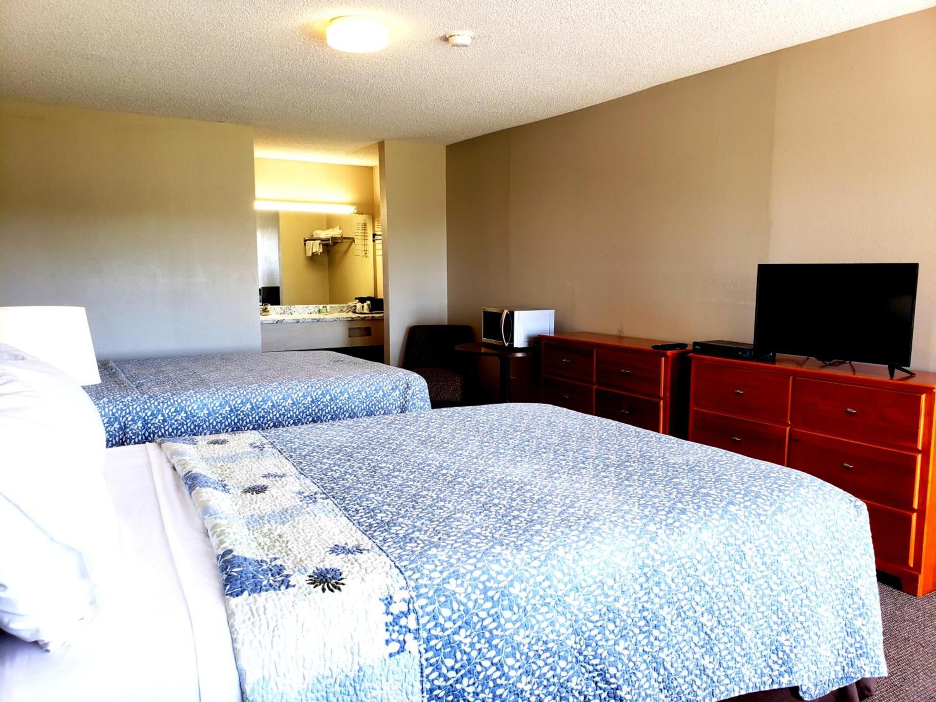 Motel 103 photo 18