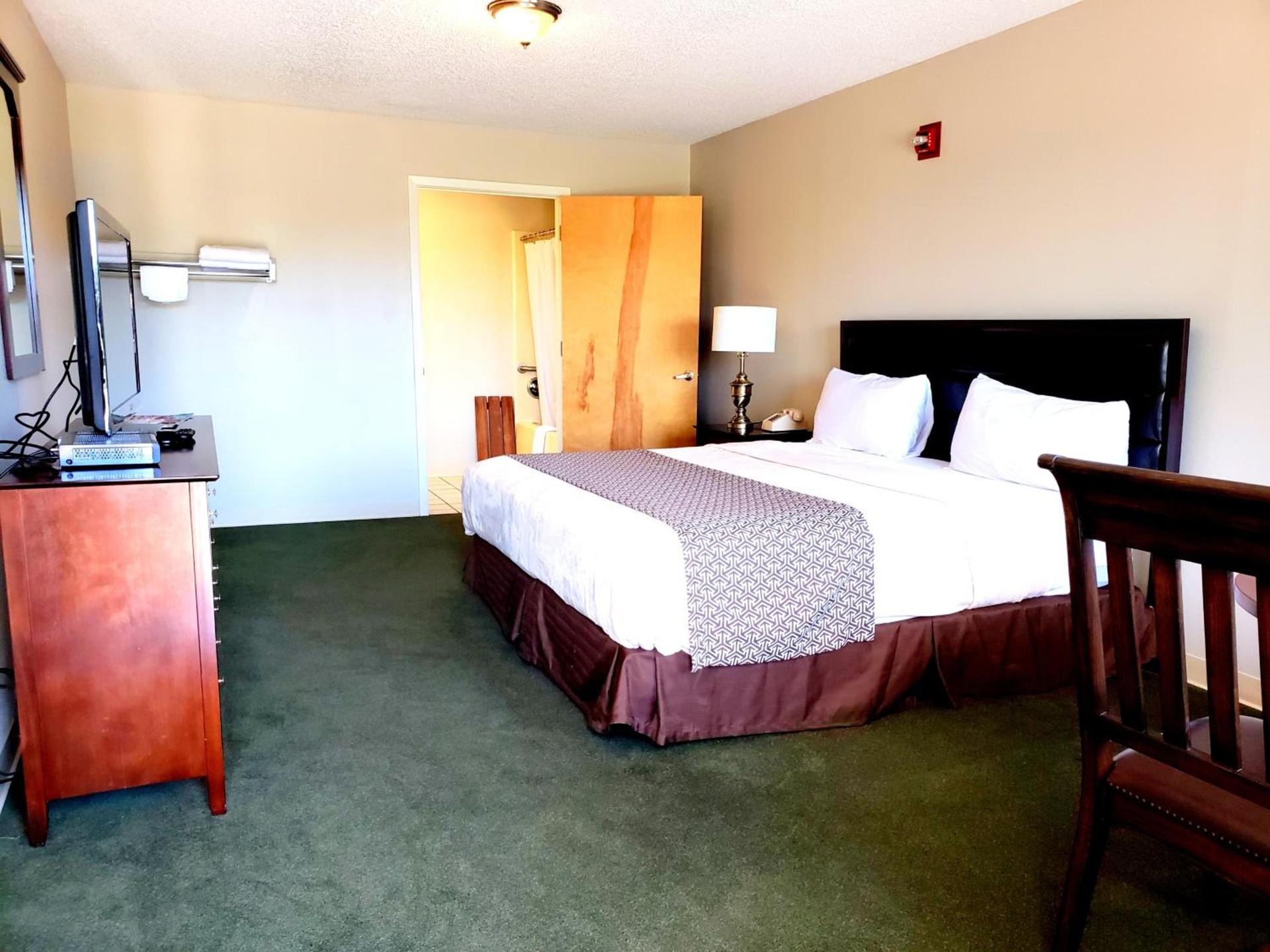 Motel 103 photo 15
