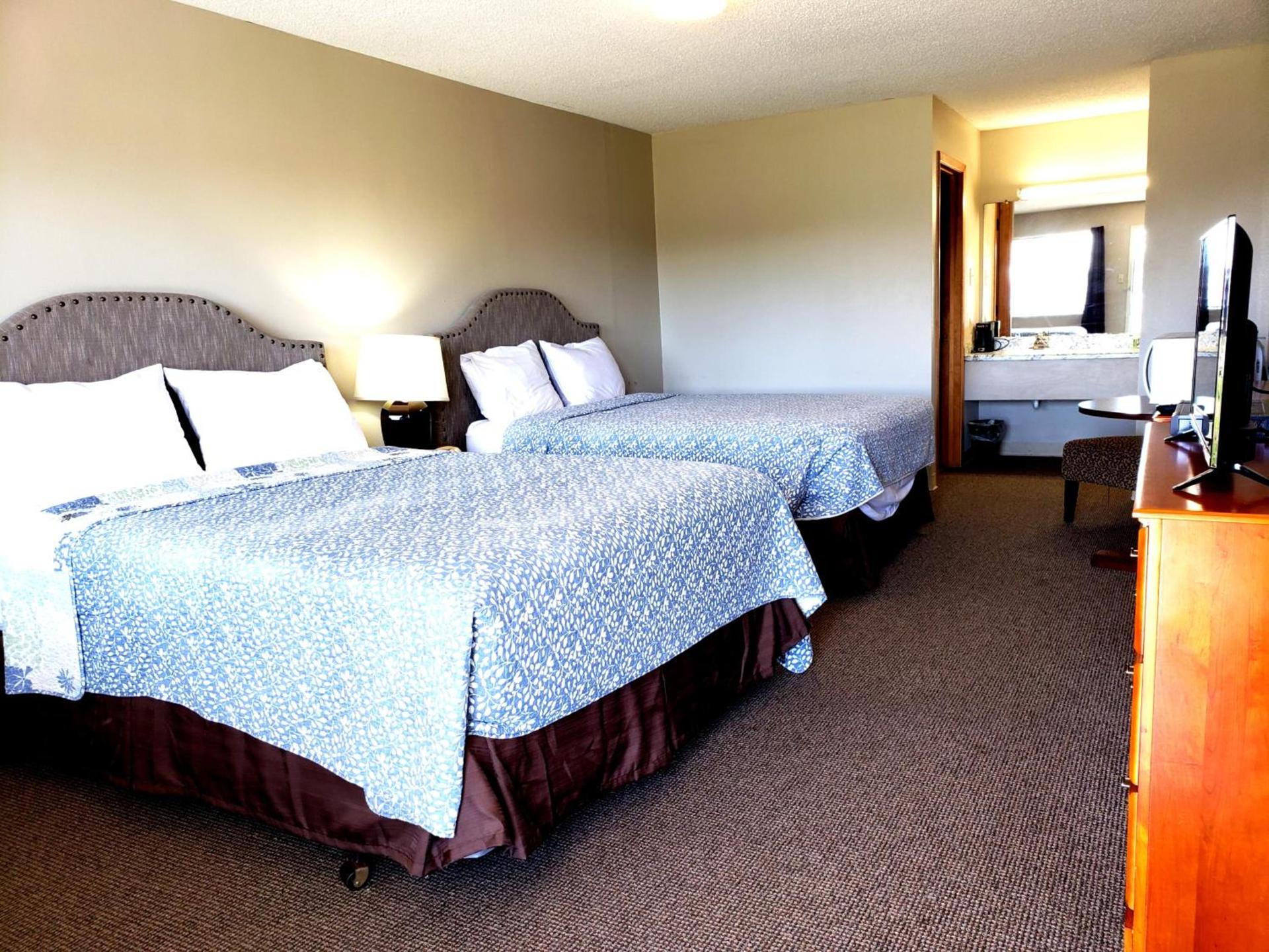 Motel 103 photo 19