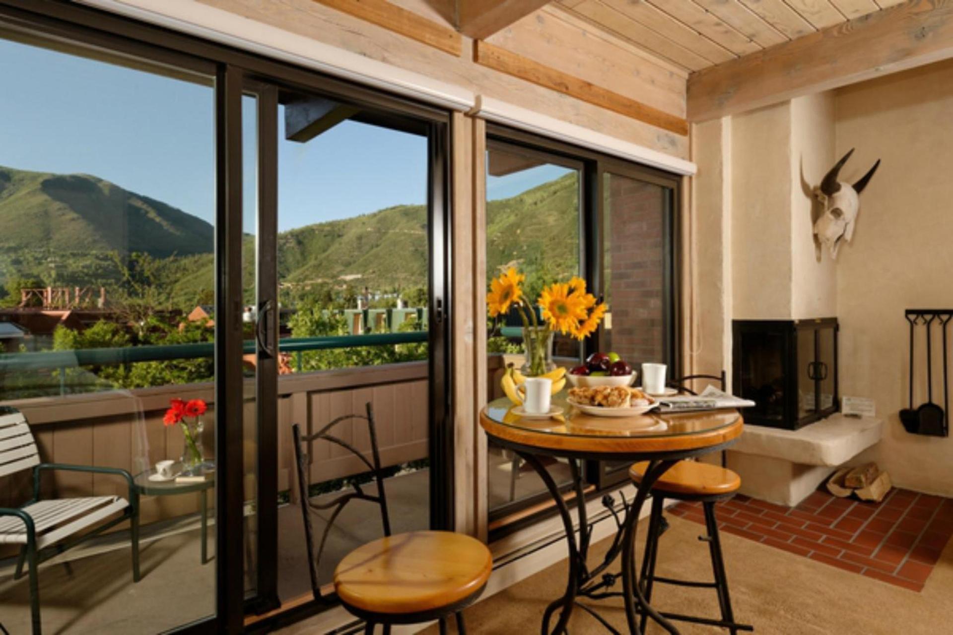 Aspen Square Condominium Hotel photo 59