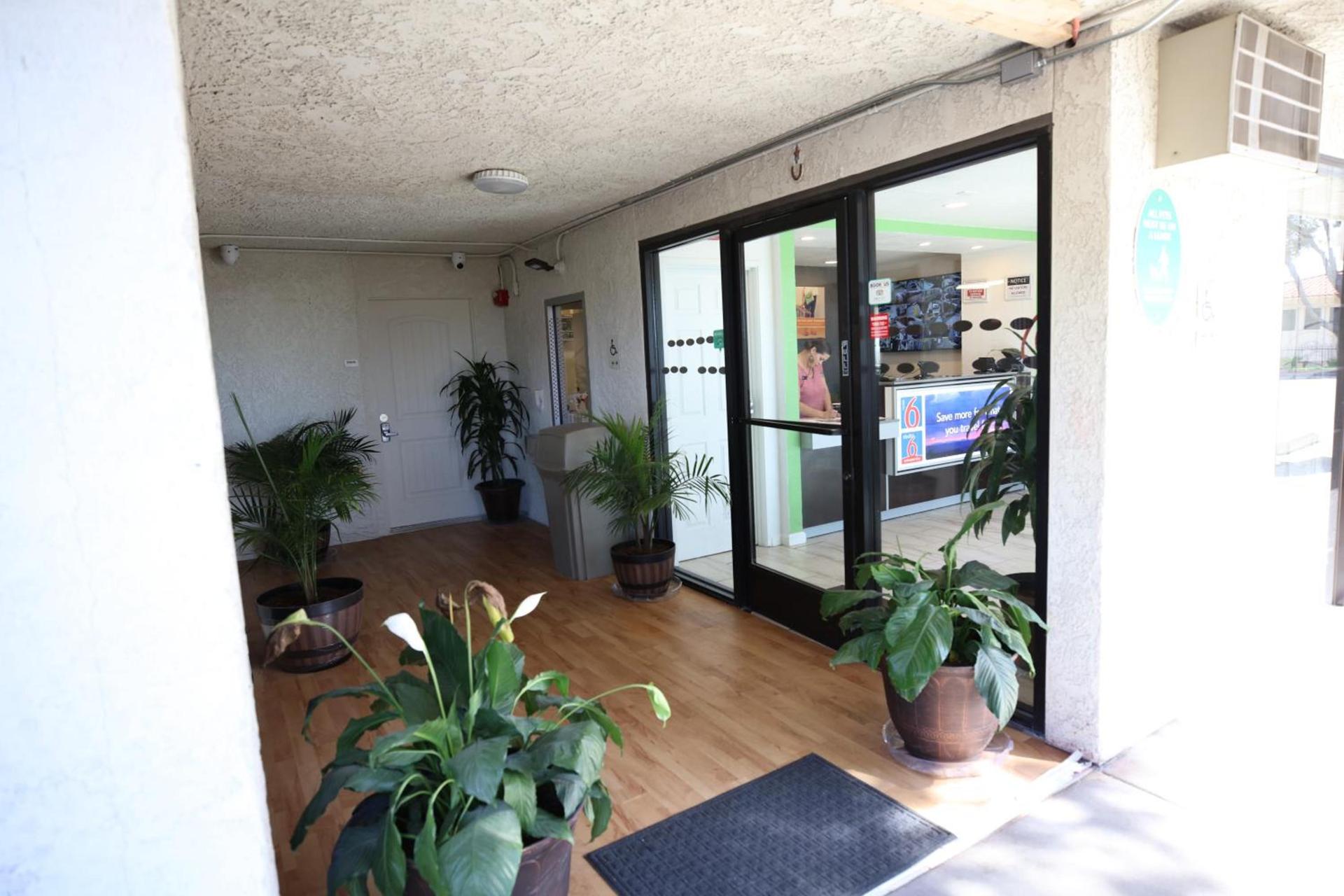 Studio 6-Barstow, CA photo 48