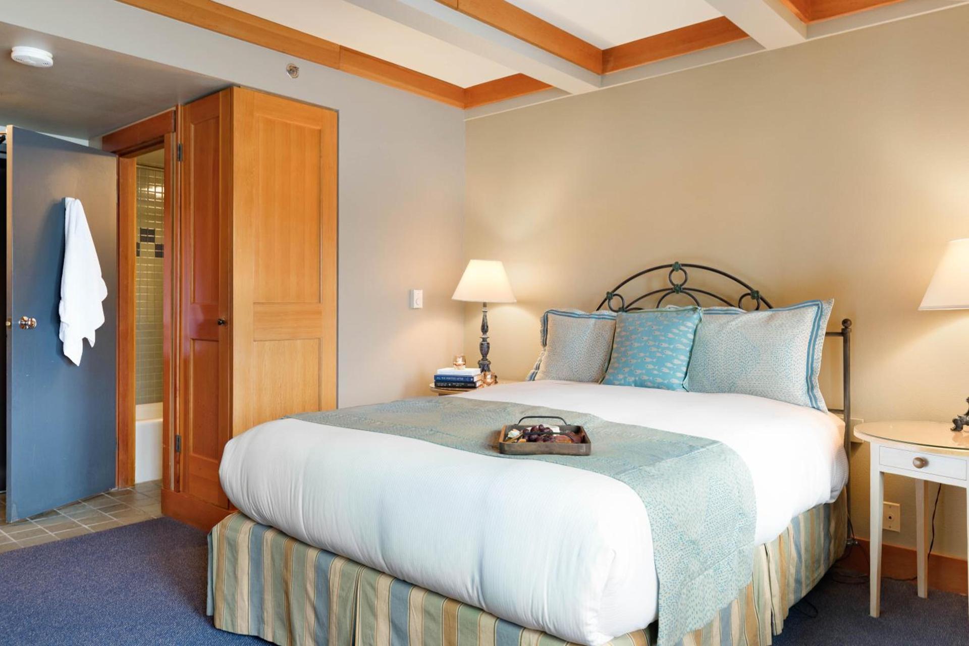 La Conner Channel Lodge photo 13