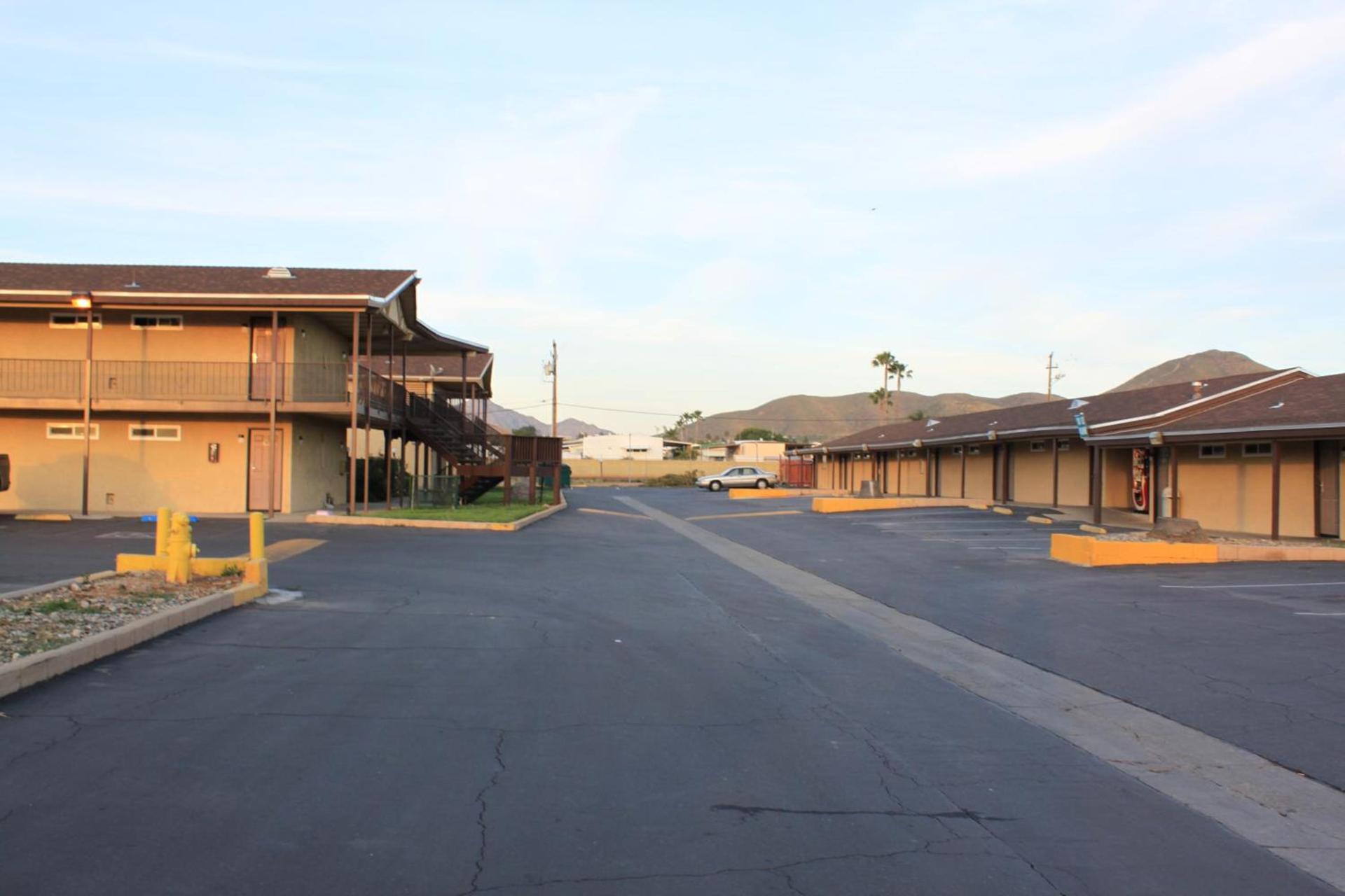 Menifee Inn photo 12