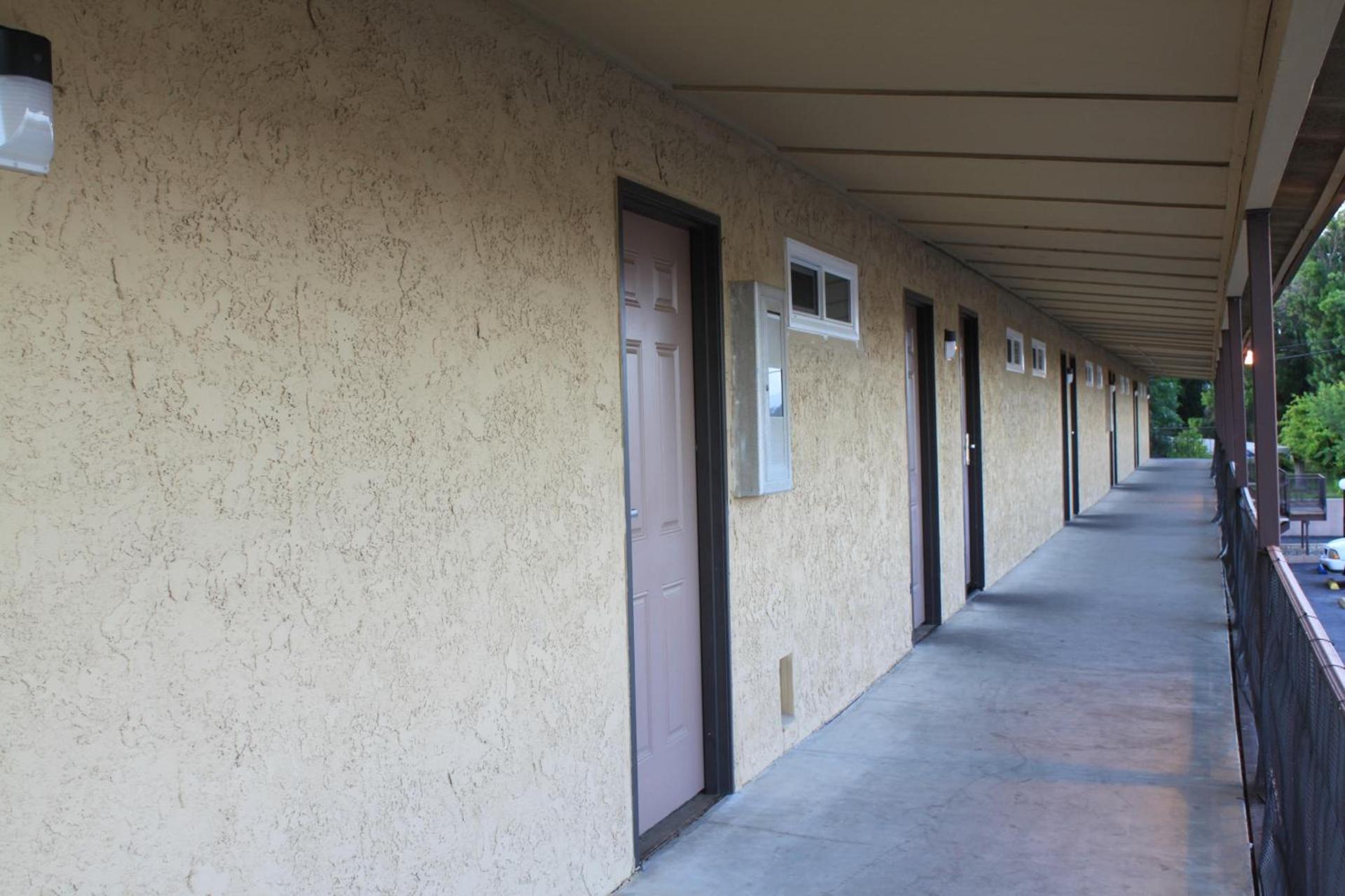 Menifee Inn photo 15