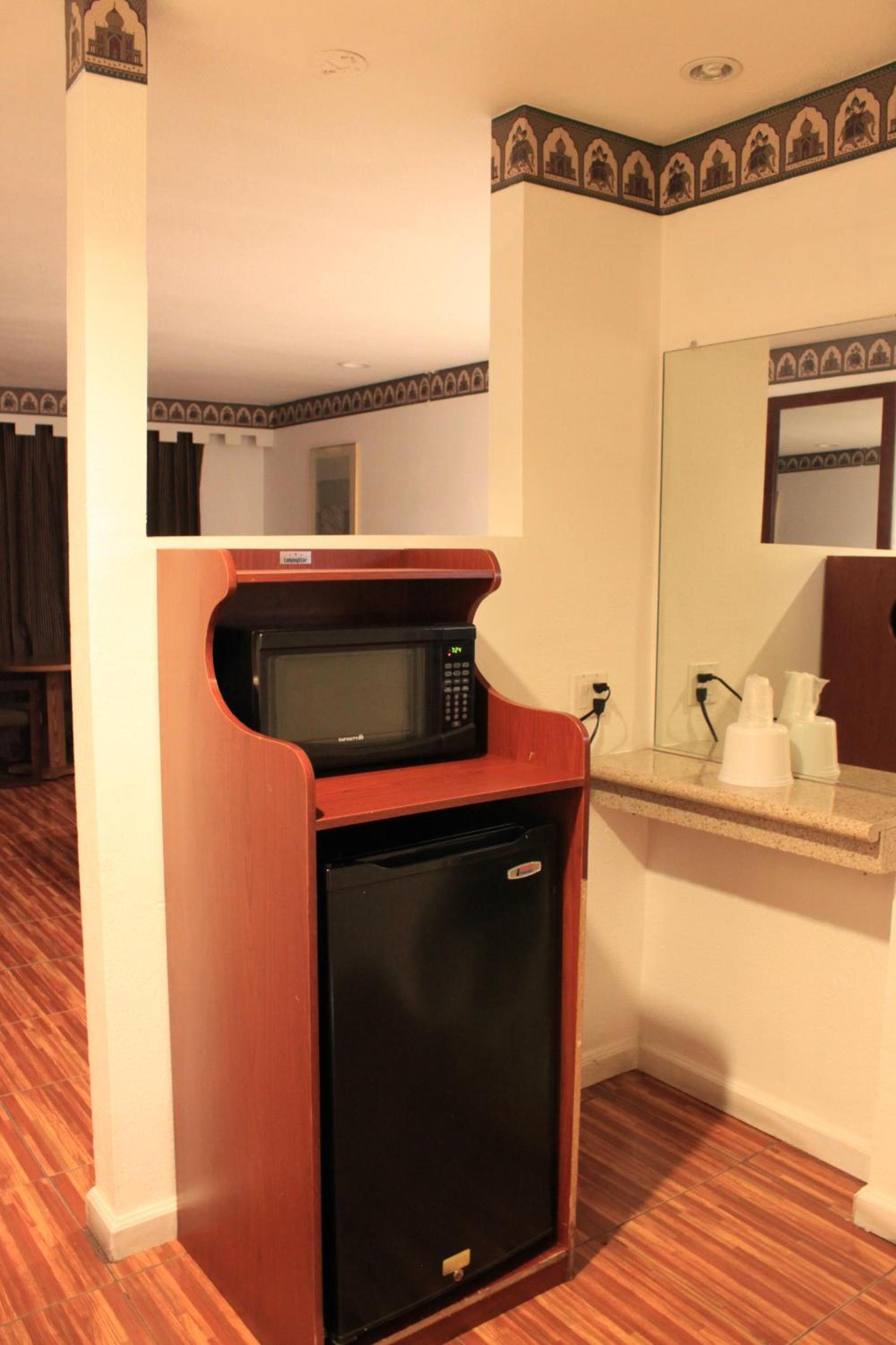 Menifee Inn photo 19