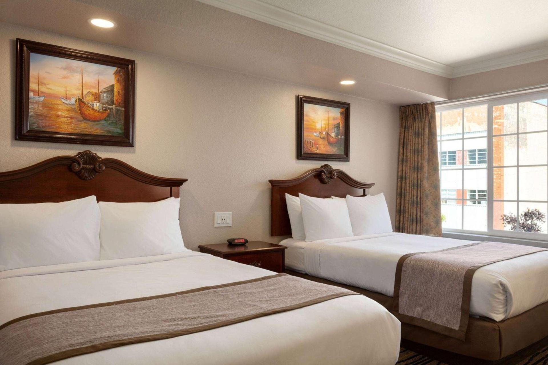 Days Inn by Wyndham Eureka CA photo 22