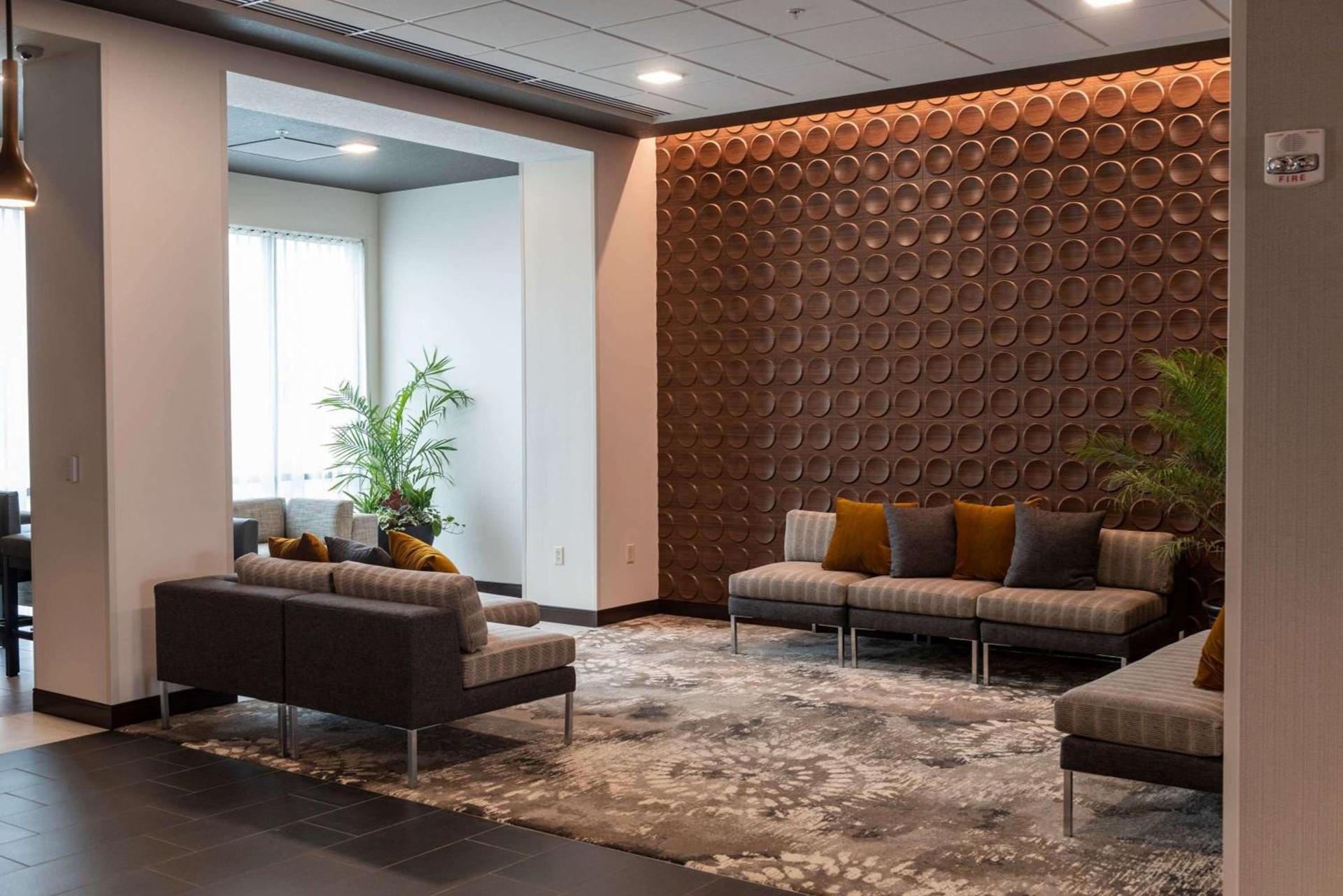 Wingate by Wyndham Angola photo 5