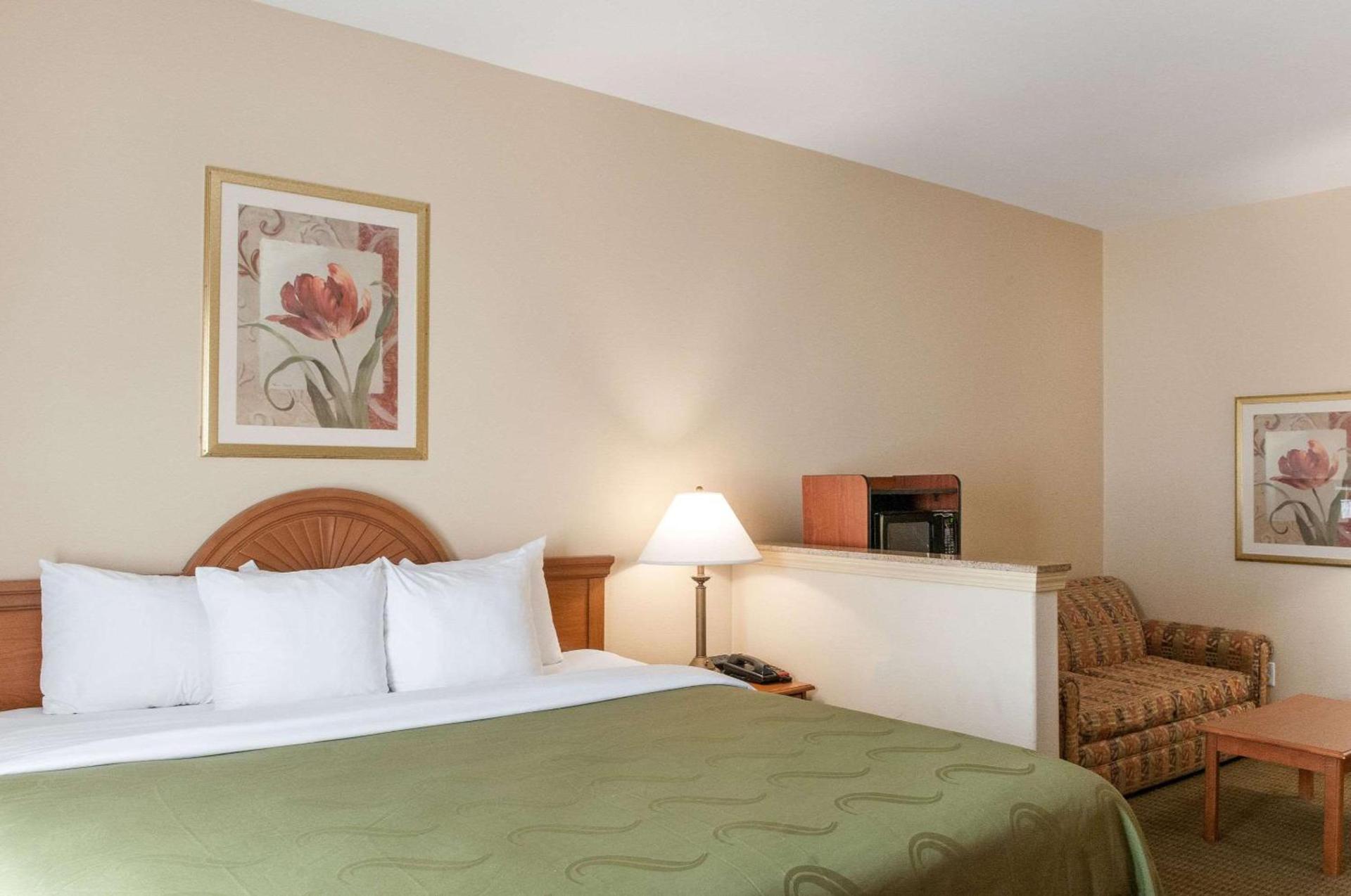 Quality Inn & Suites Houma photo 24