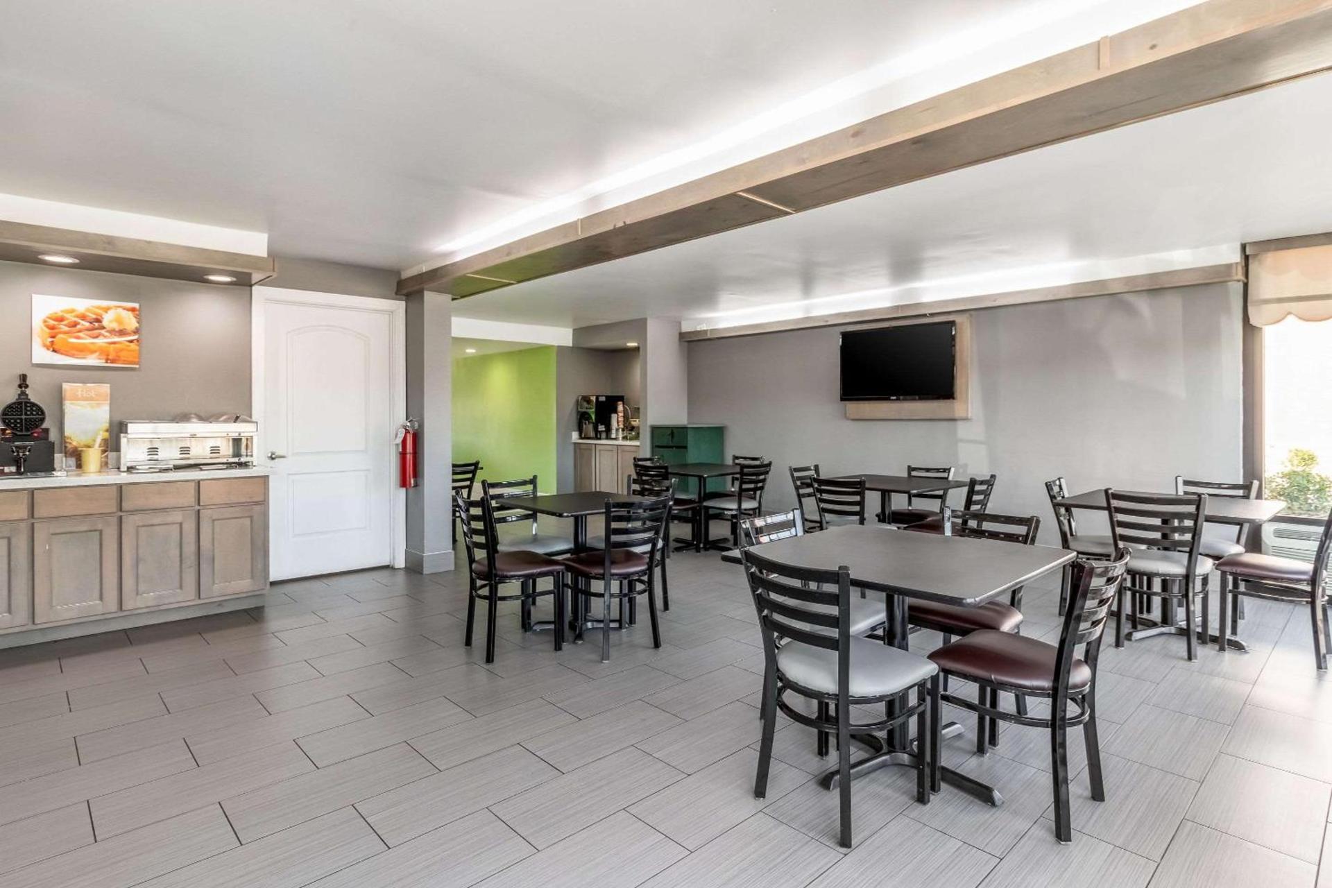 Quality Inn Franklin - Cool Springs Area photo 15