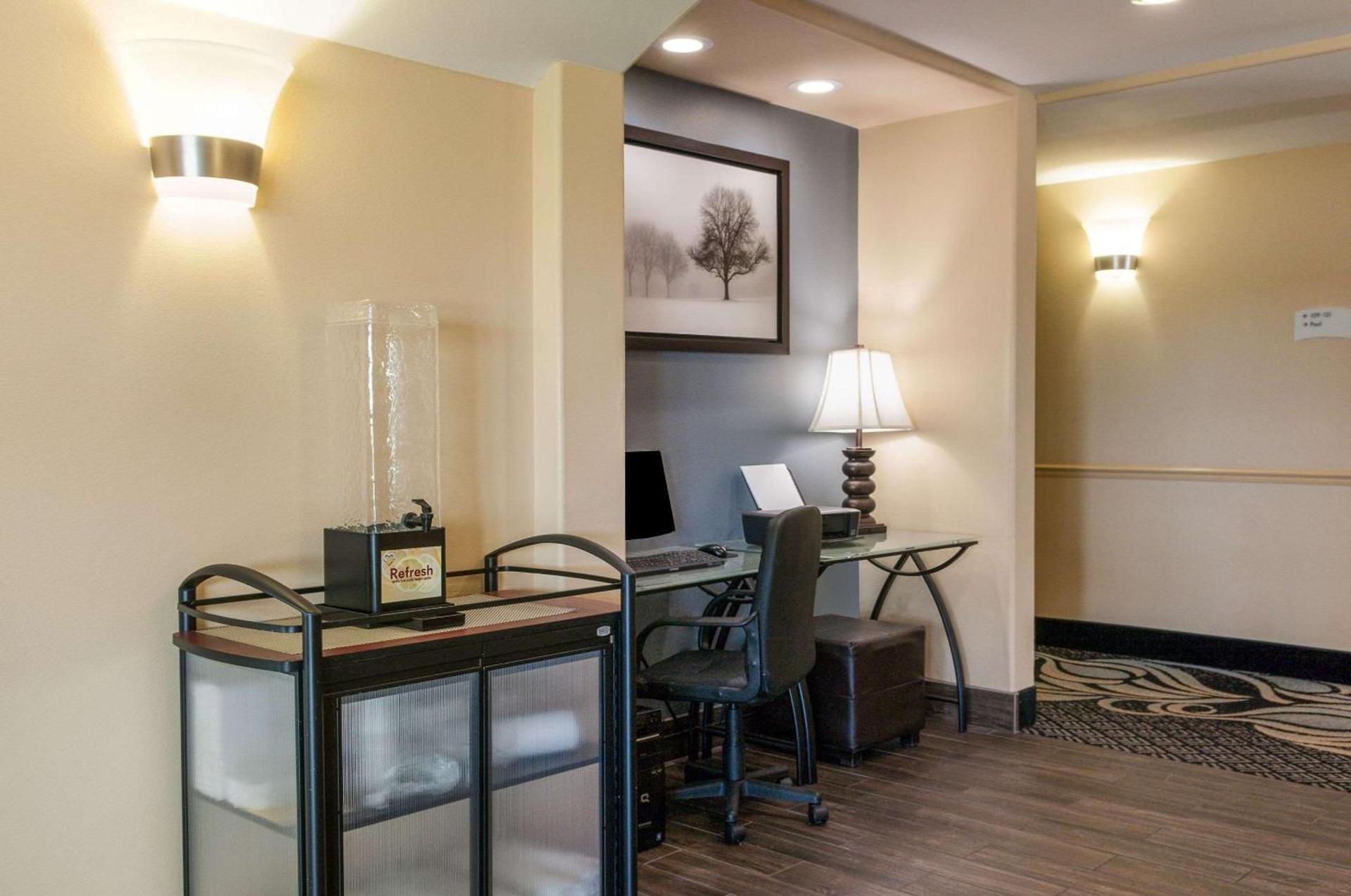 Quality Inn & Suites Houma photo 33