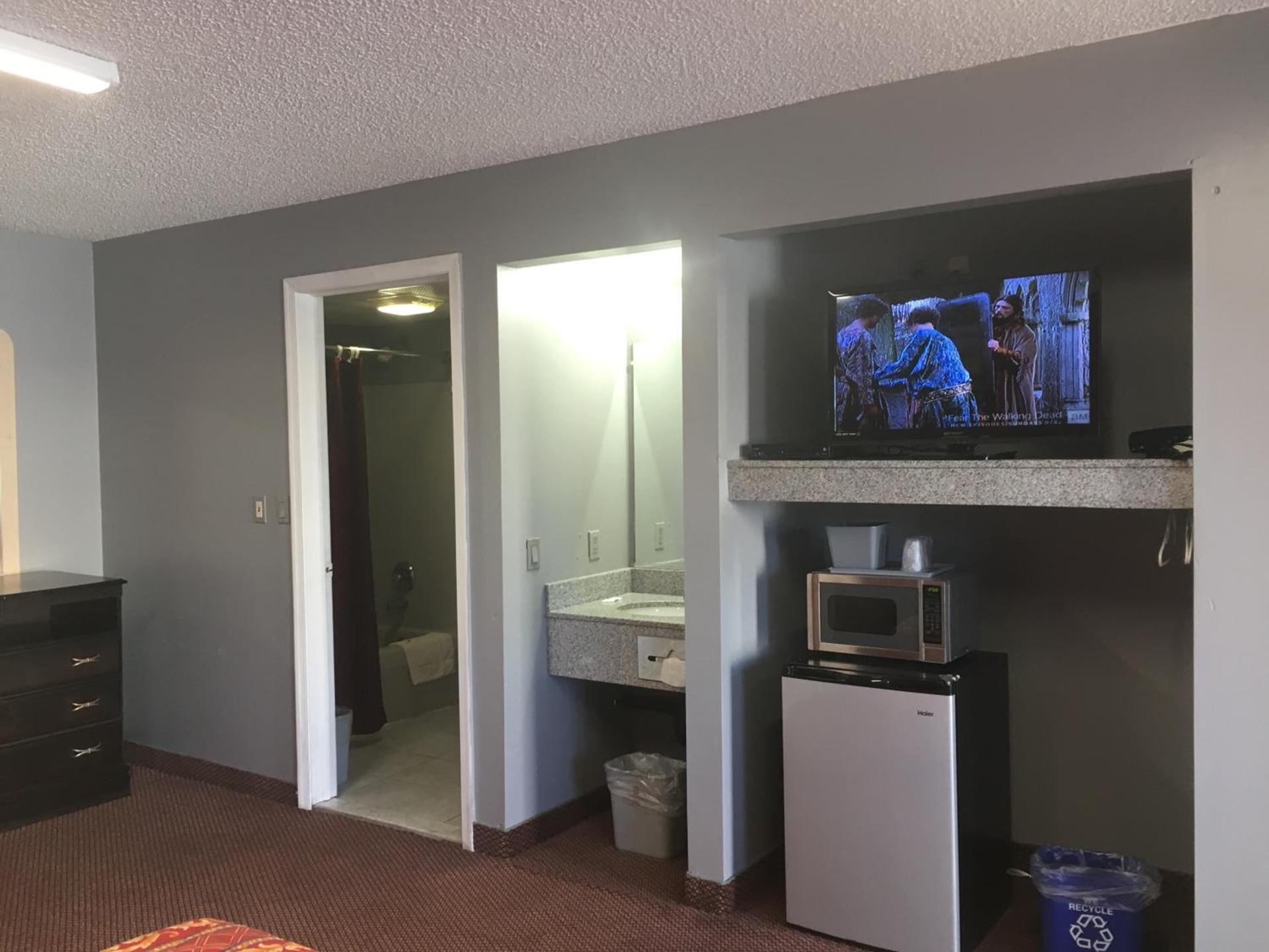 Haven Inn & Suites photo 44