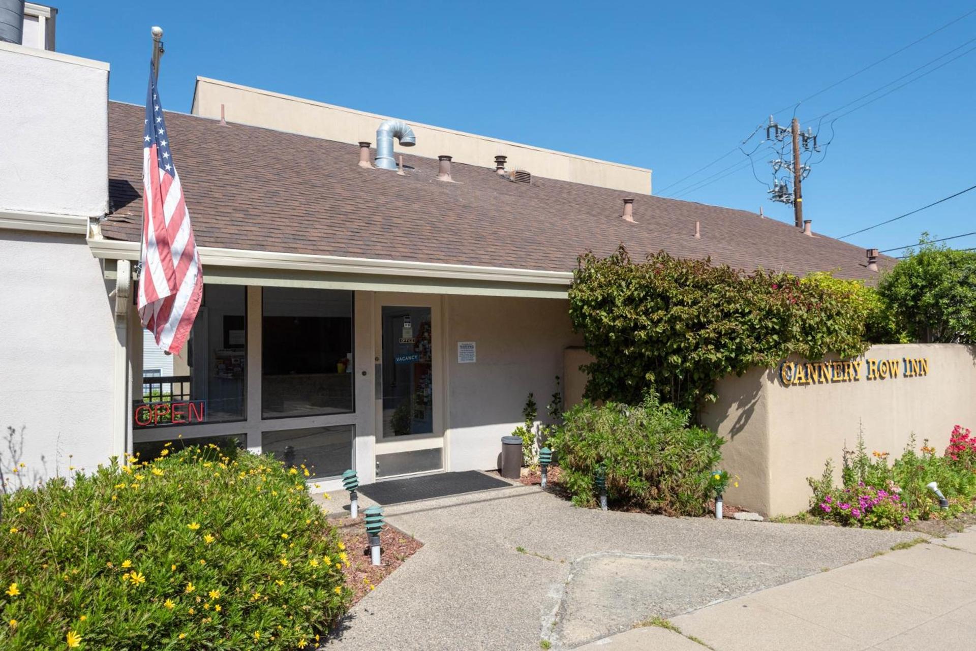 Cannery Row Inn photo 23