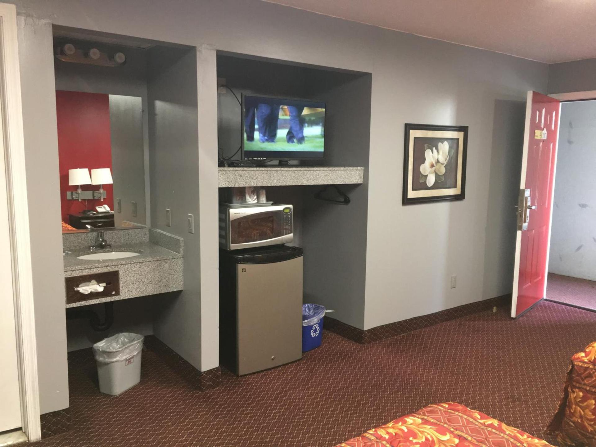 Haven Inn & Suites photo 47