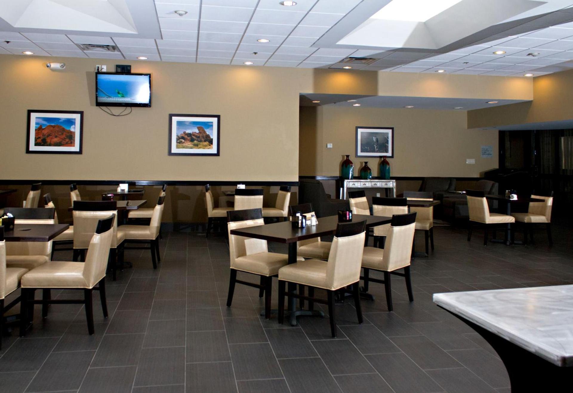 Wyndham Garden Texarkana photo 19