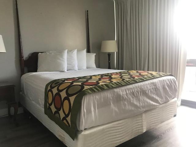 Alamar Resort Inn photo 15