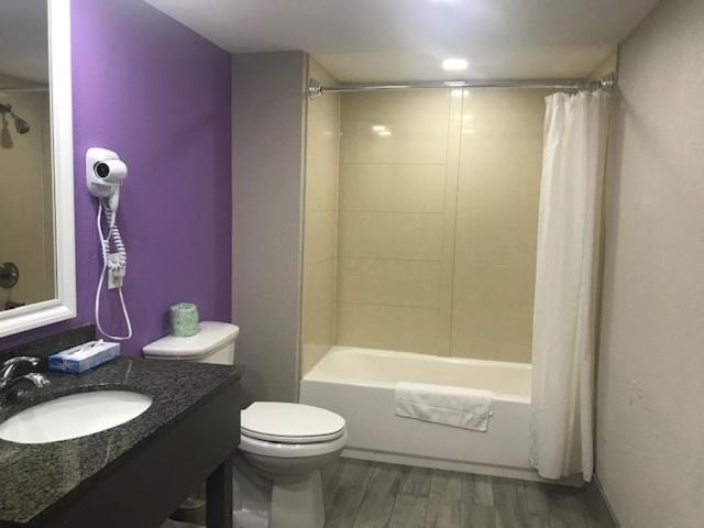 Alamar Resort Inn photo 8