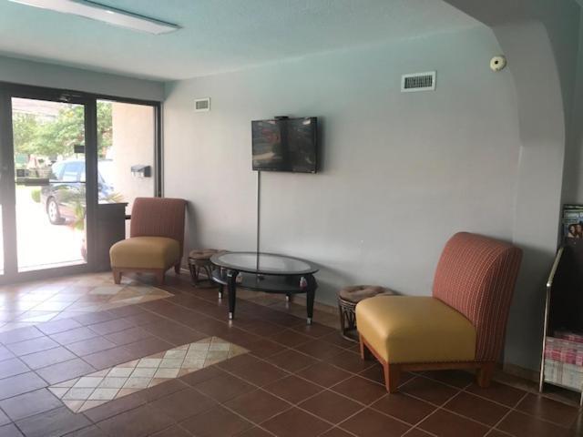 Alamar Resort Inn photo 5