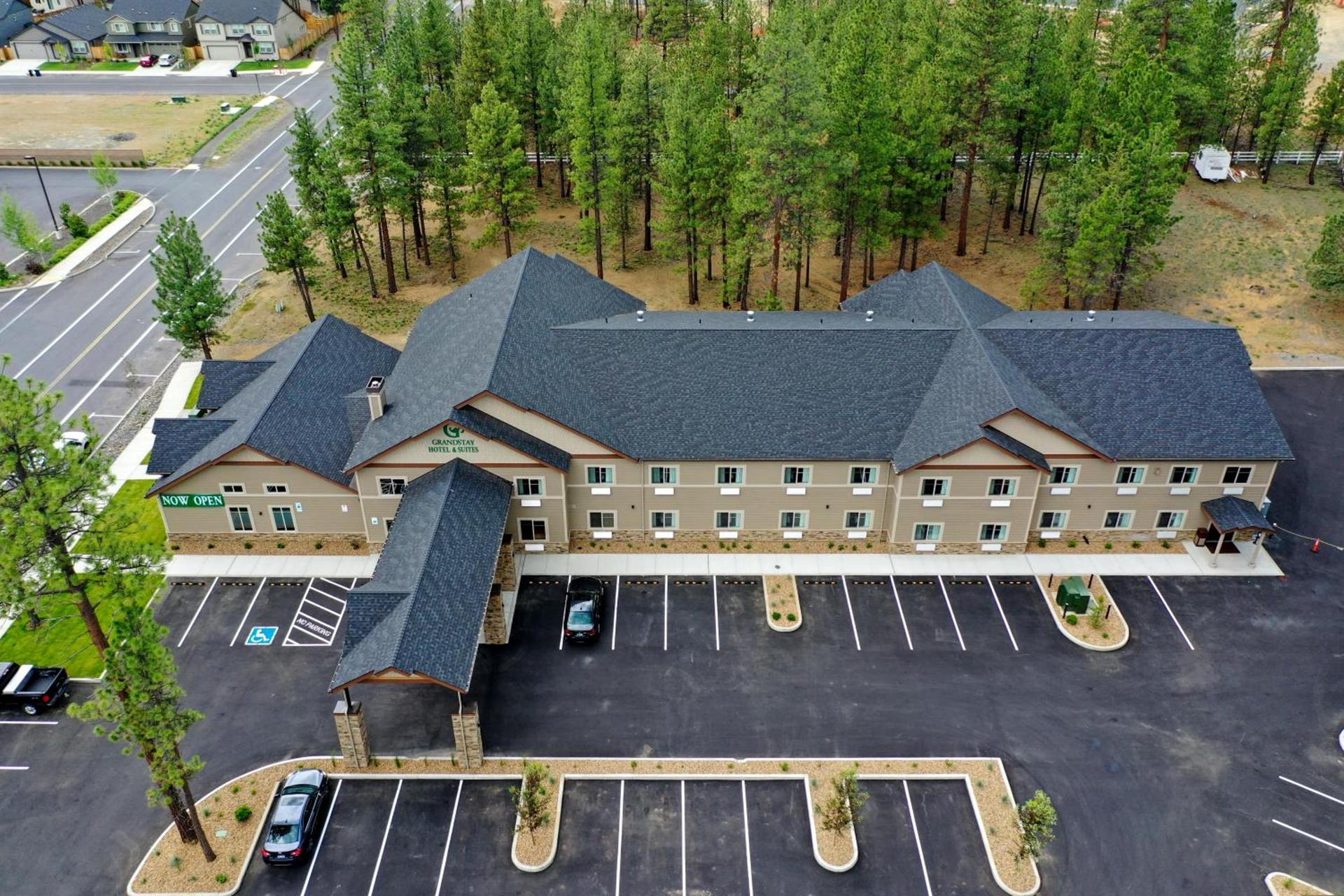 GrandStay Hotel & Suites photo 17