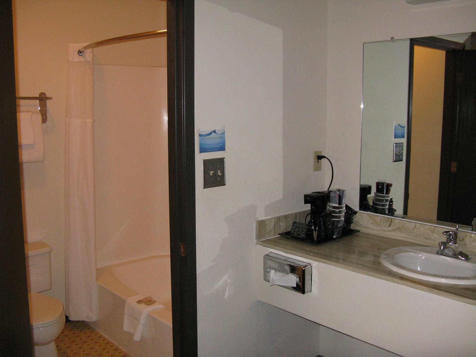 Branding Iron Motel photo 9