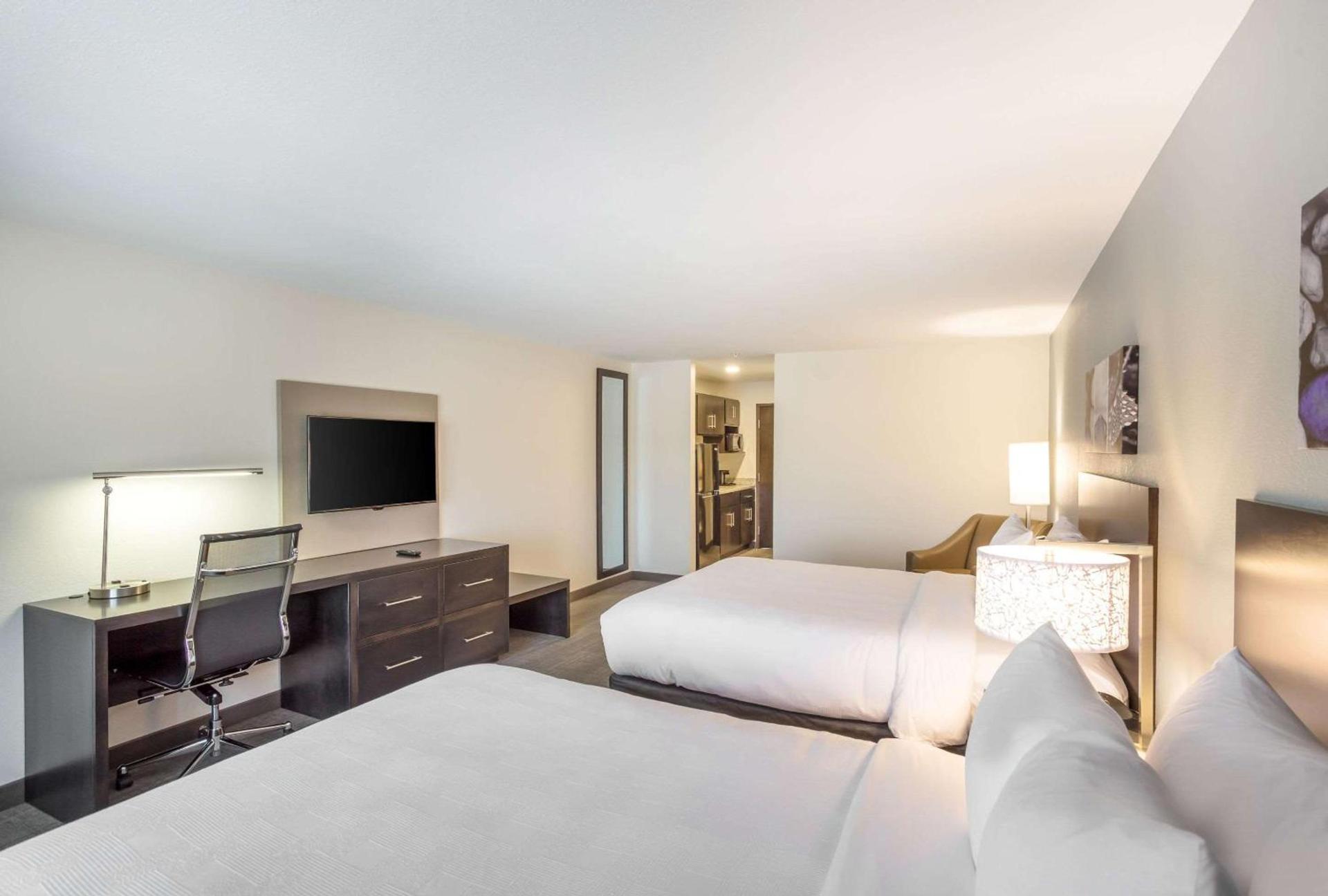 MainStay Suites Logan Ohio-Hocking Hills photo 22