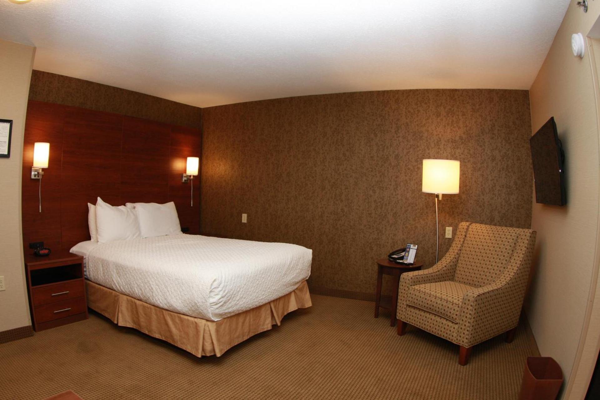 Budget Host Inn & Suites photo 19
