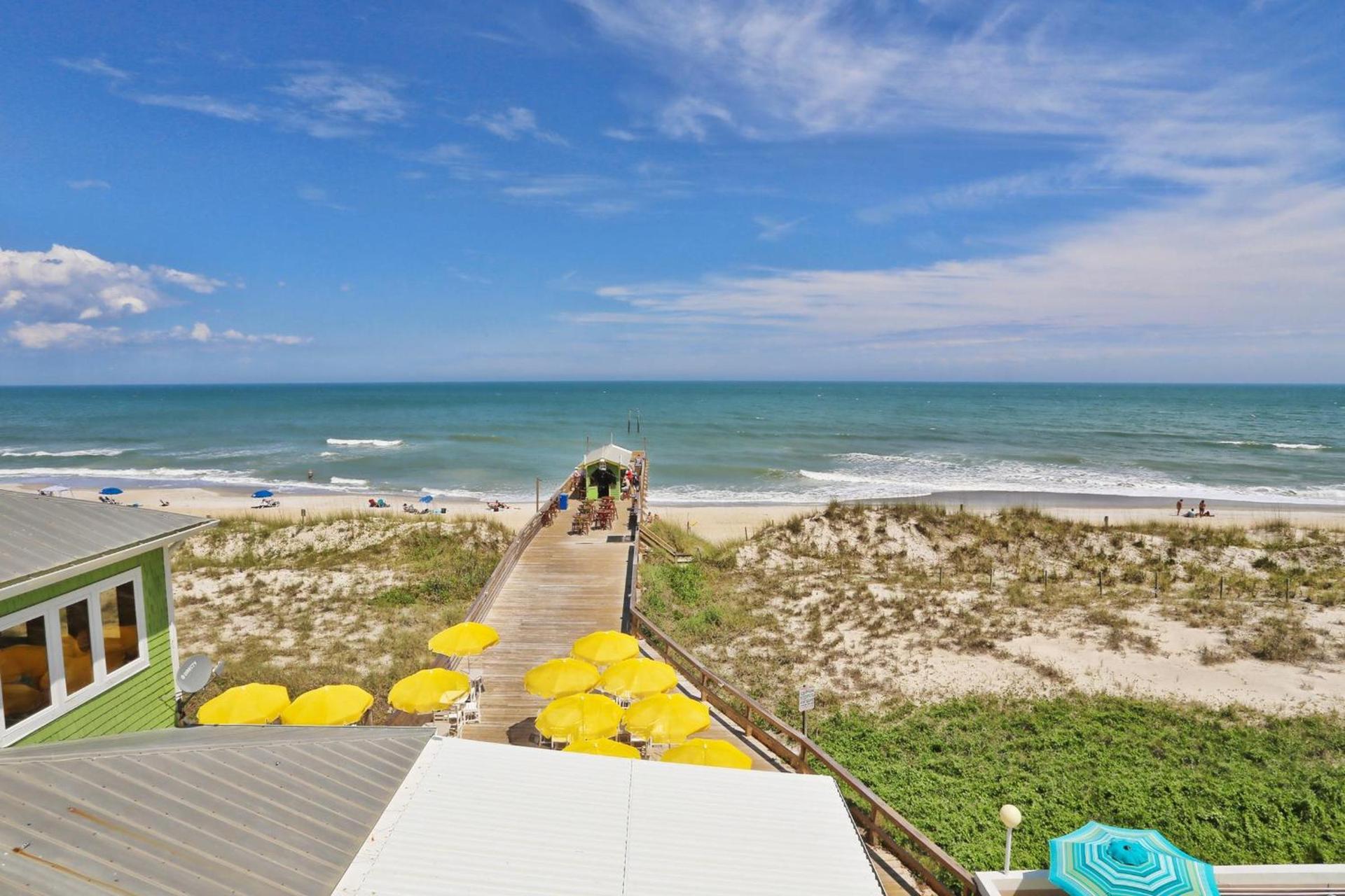 Golden Sands Carolina Beach Oceanfront, Tapestry by Hilton photo 25
