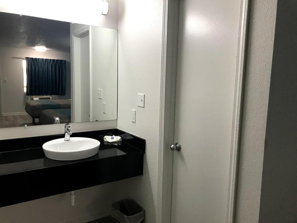 Motel 6-Metropolis, IL photo 19