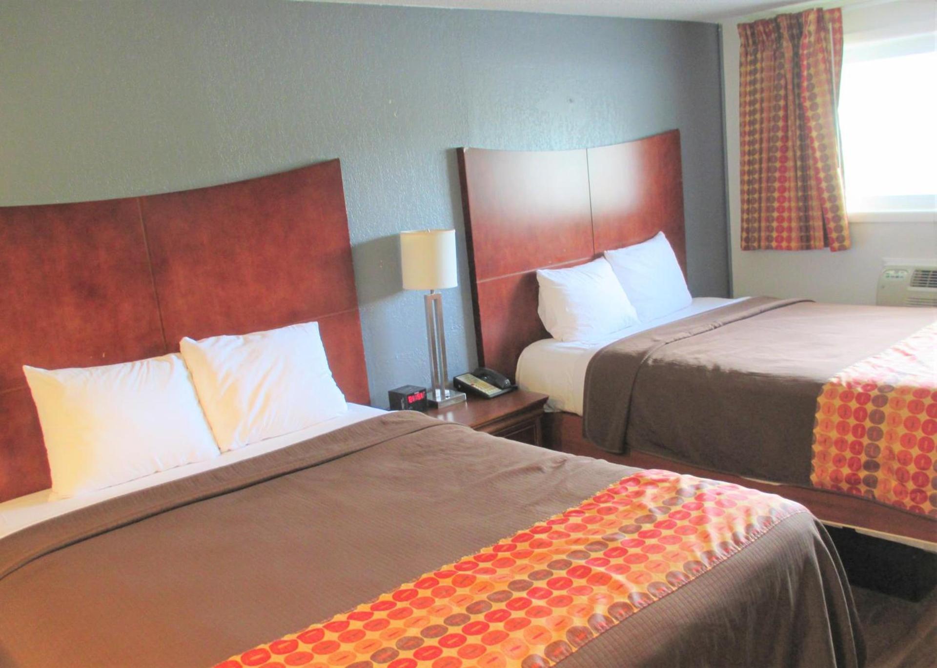 Travel Inn and Suites photo 8