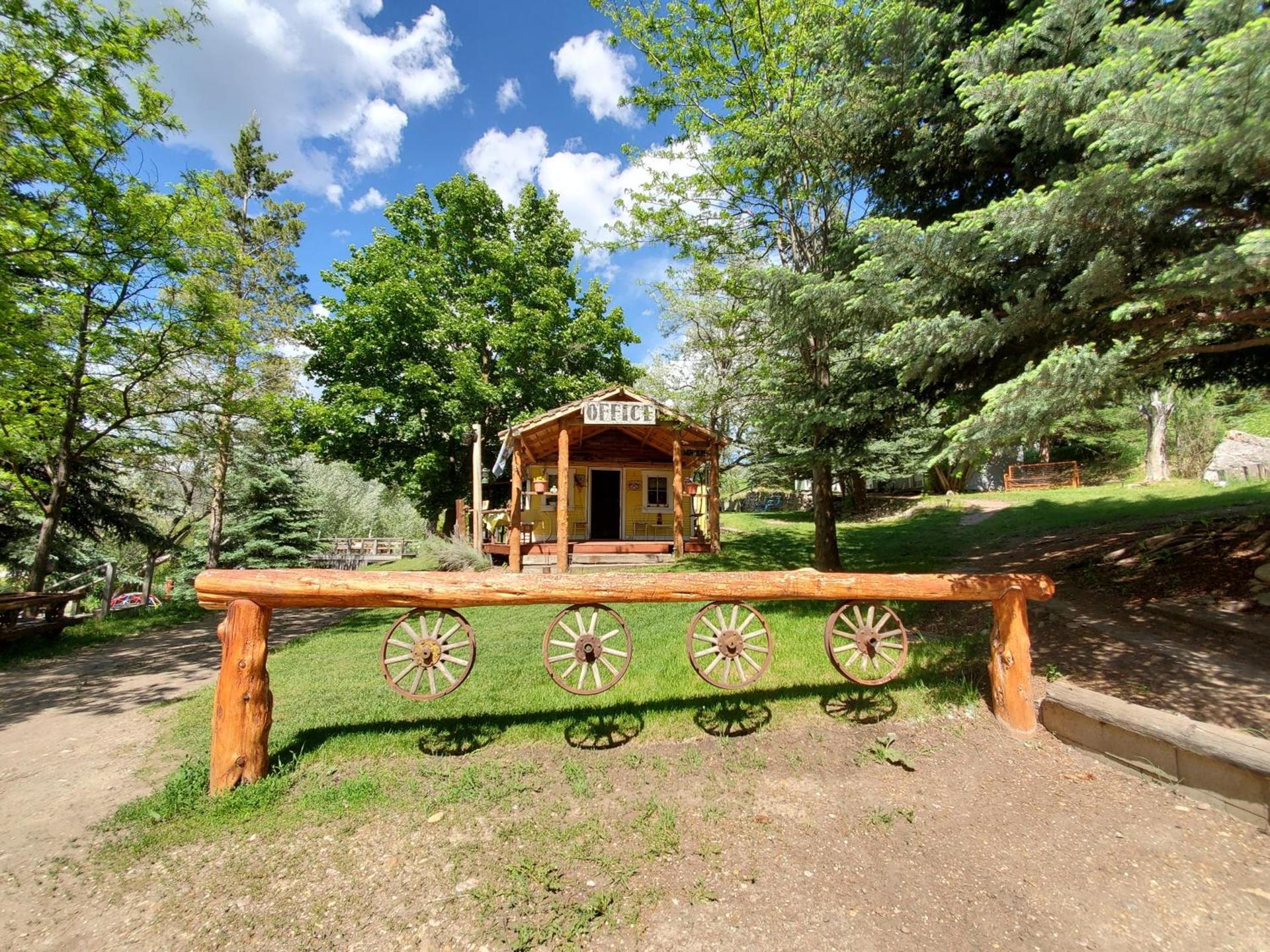 Bristol Cabins photo 53