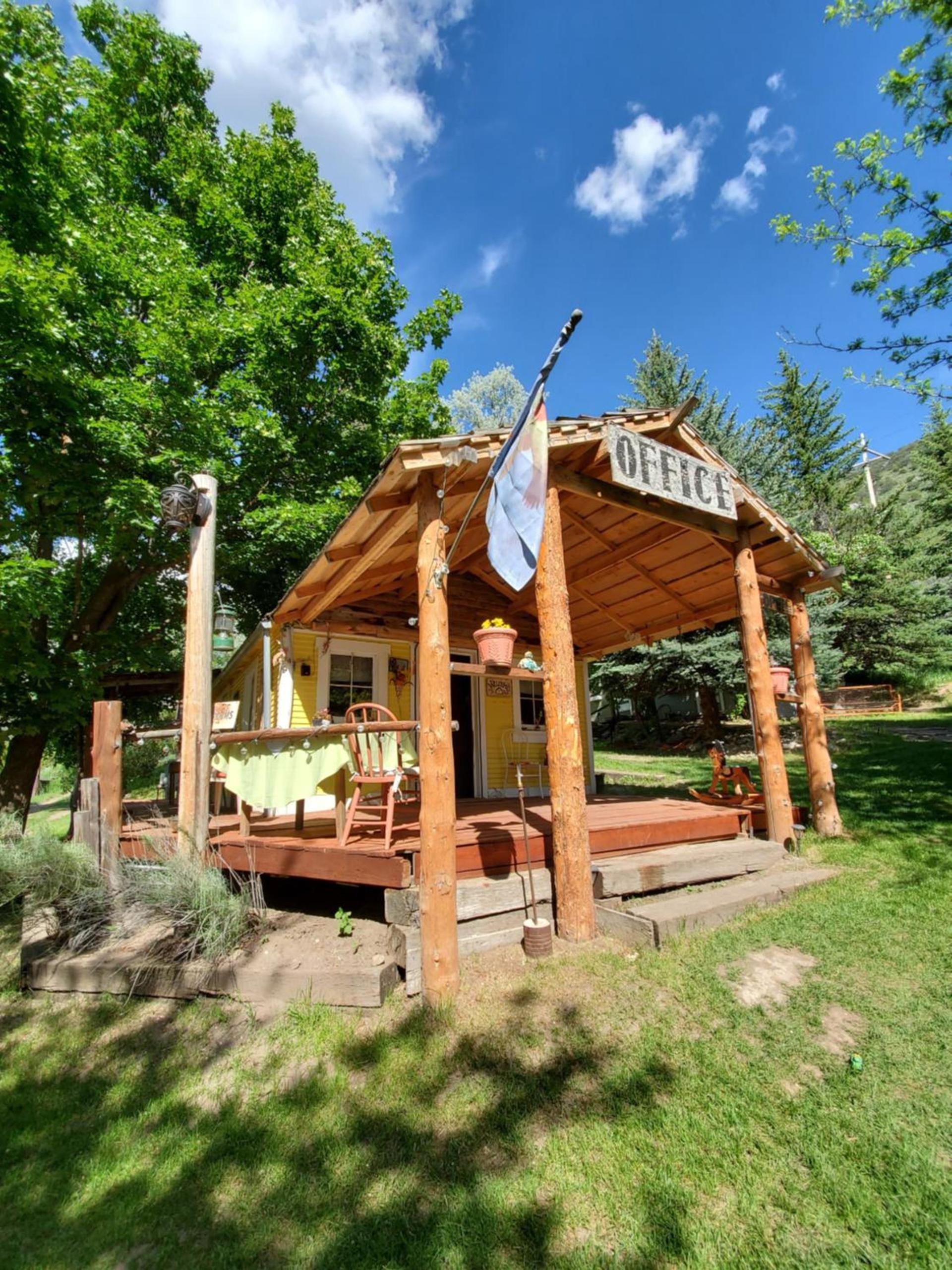 Bristol Cabins photo 54