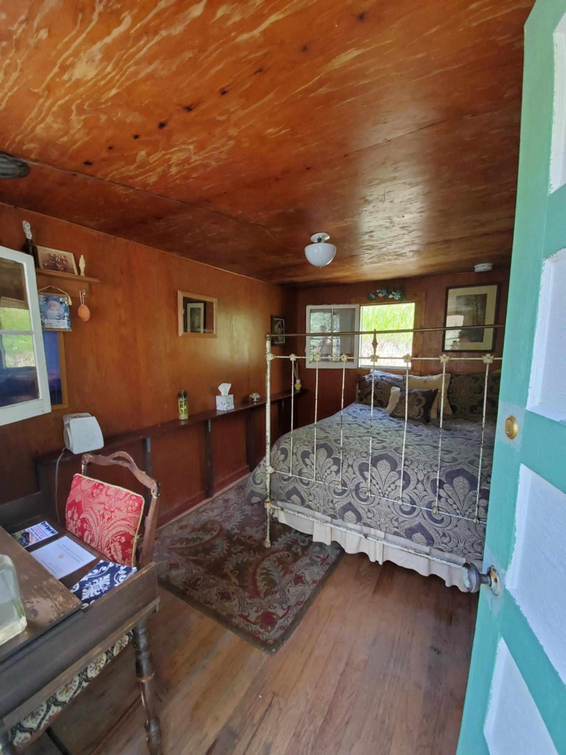 Bristol Cabins photo 14