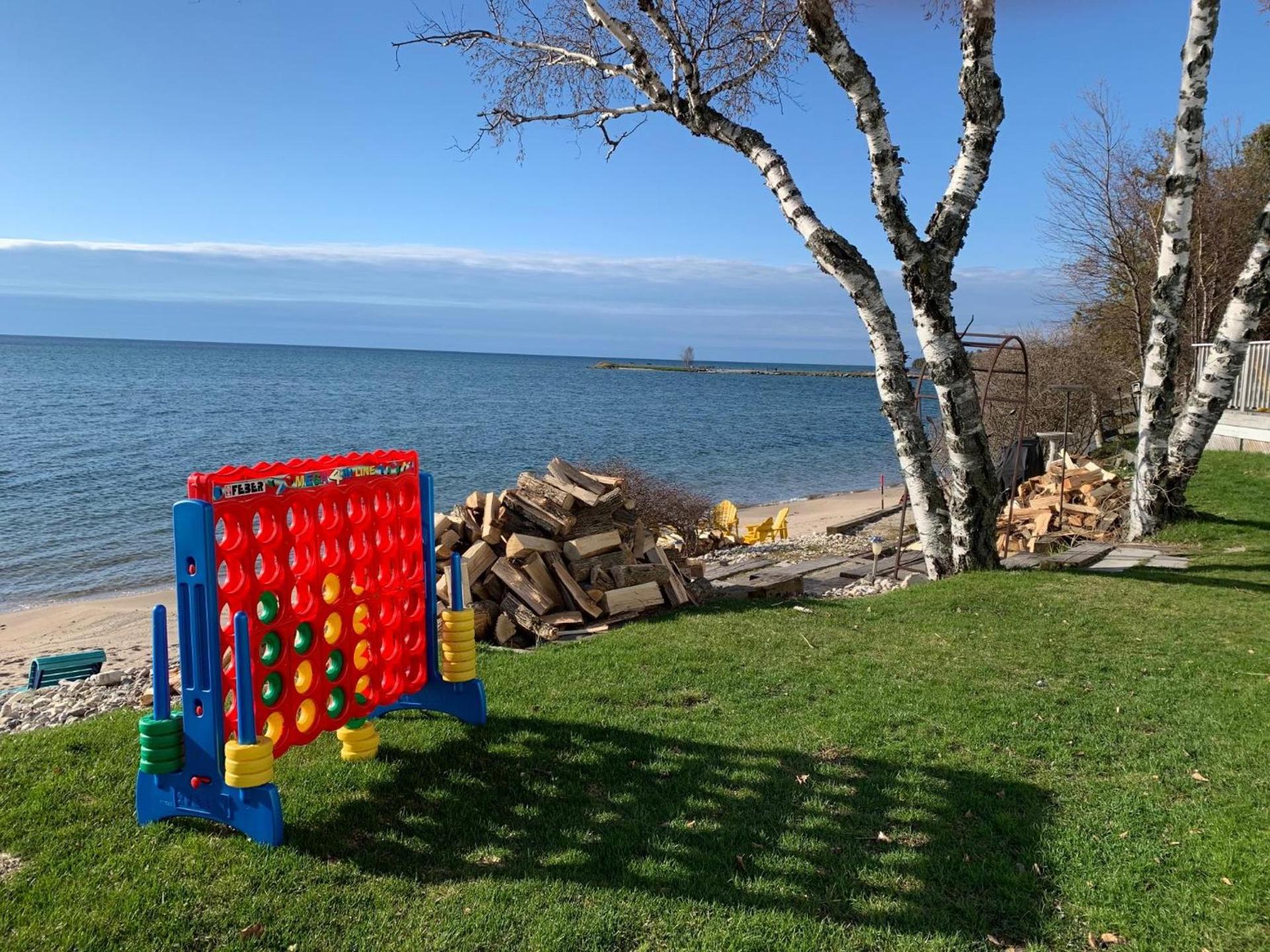 Beachfront Inn photo 21