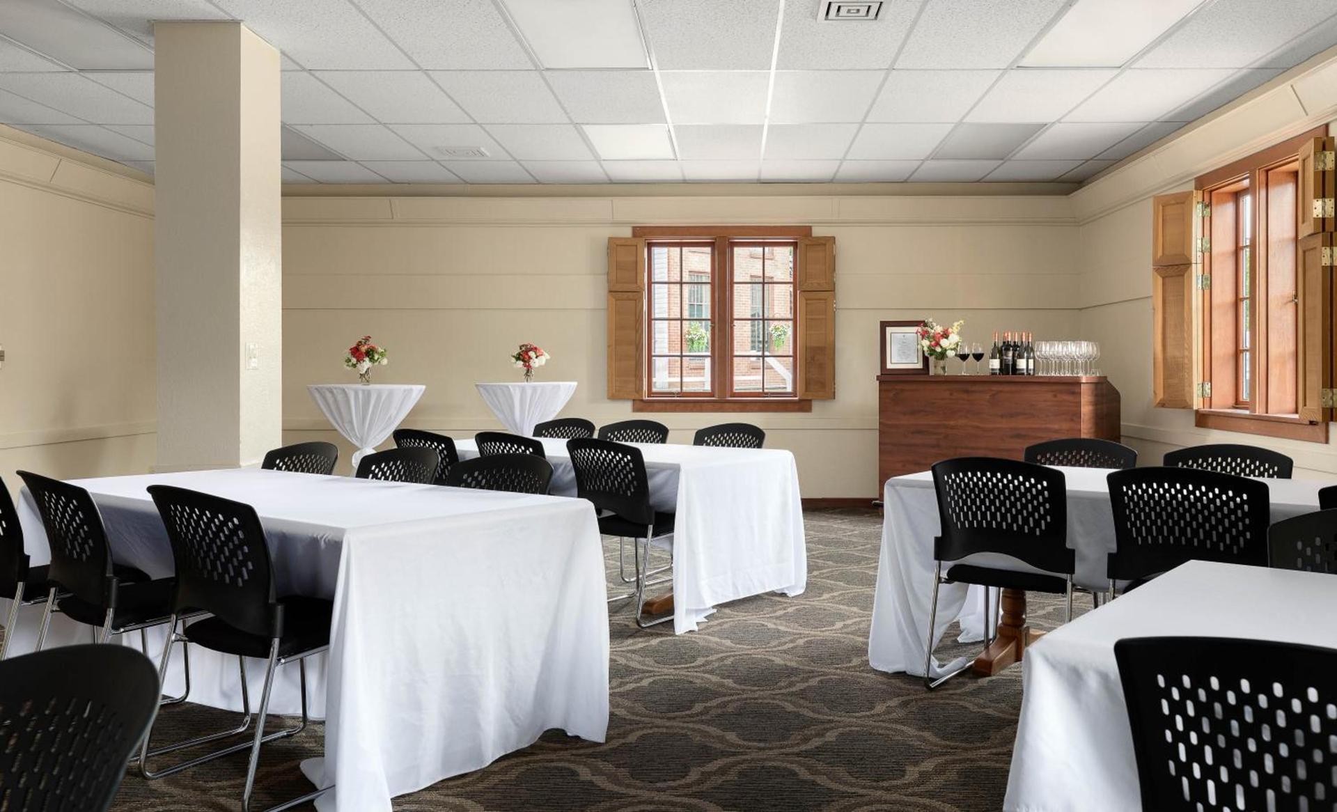 The La Conner Inn photo 32