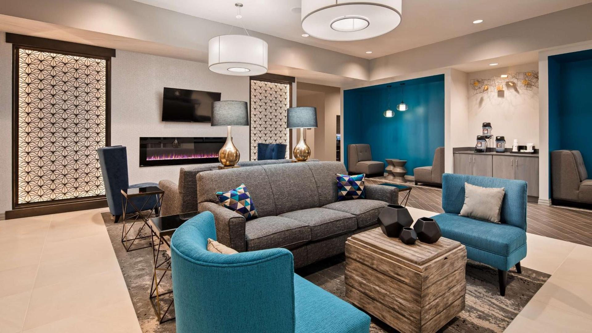 Best Western Plus Parkside Inn & Suites photo 18