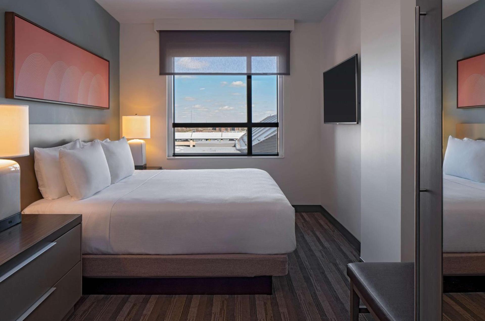 Hyatt House Indianapolis Downtown photo 38