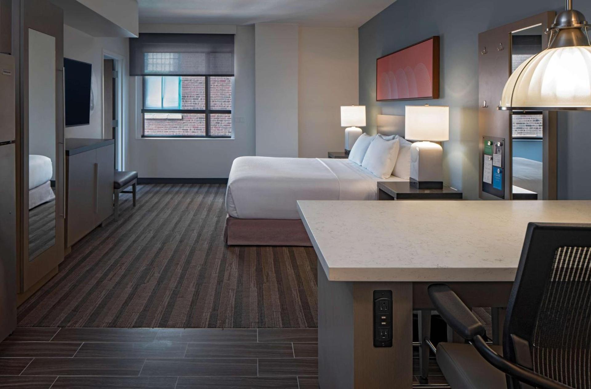 Hyatt House Indianapolis Downtown photo 36