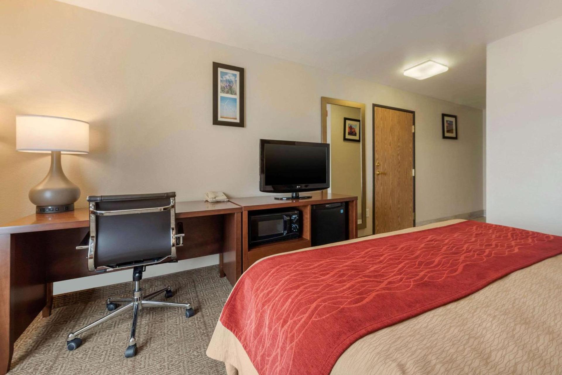 Comfort Inn Limon photo 14