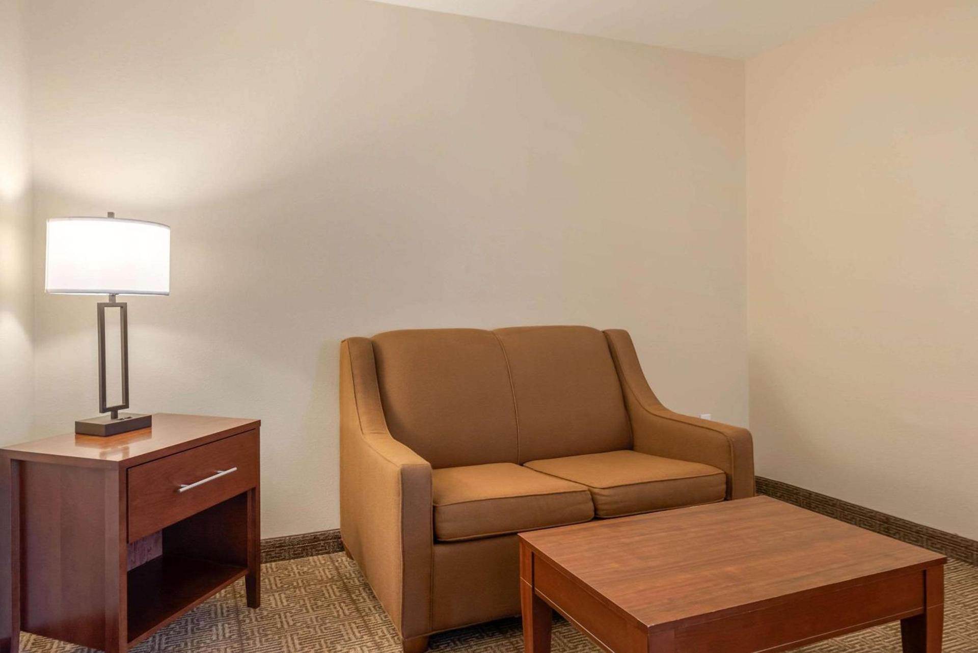 Comfort Inn Limon photo 34