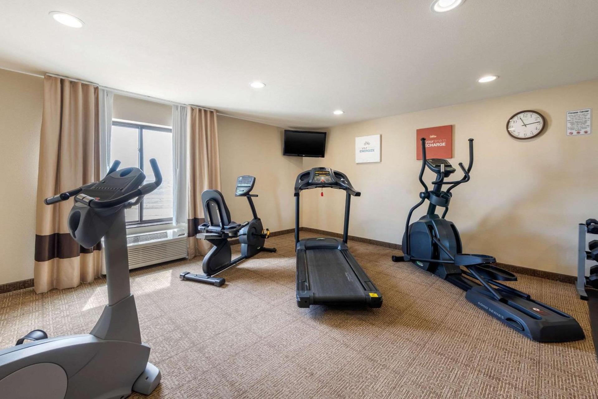 Comfort Inn Limon photo 38