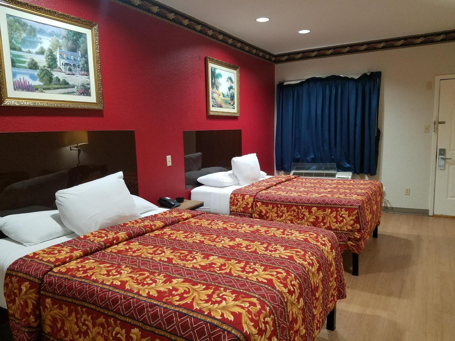 Scott Inn & Suites - Downtown Houston photo 15