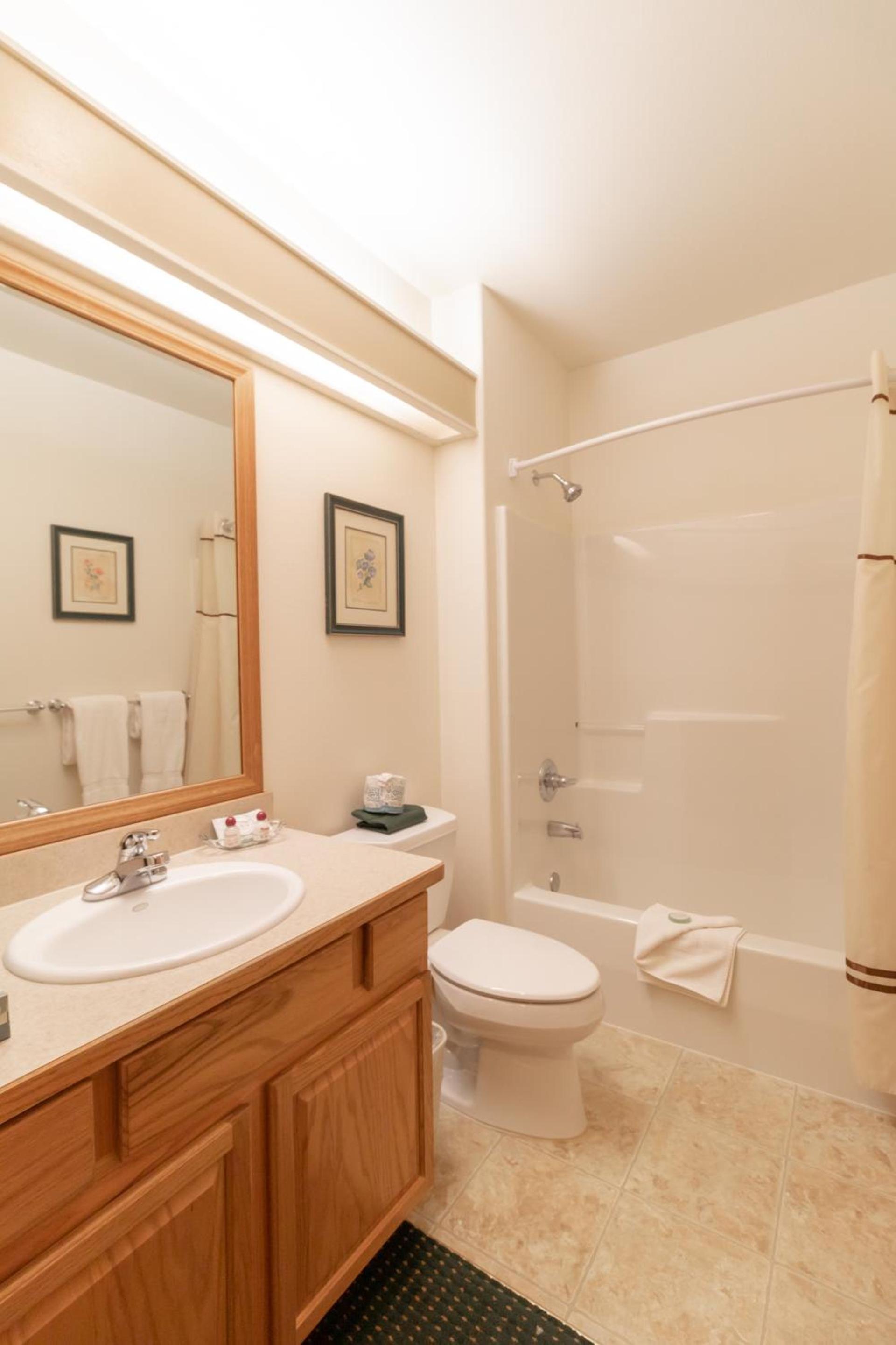 Wildwood Inn photo 25