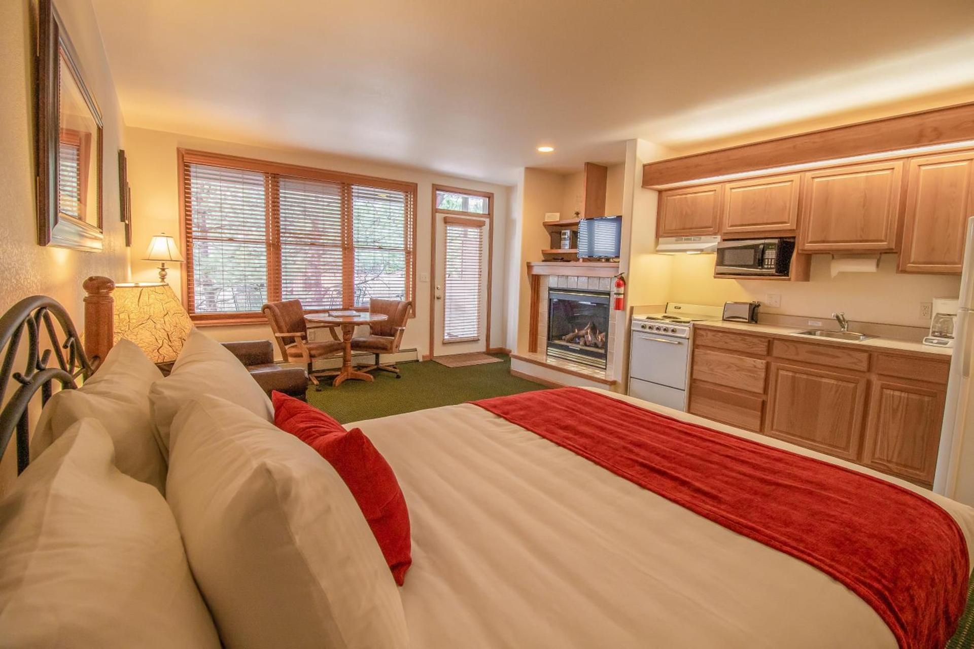 Wildwood Inn photo 28