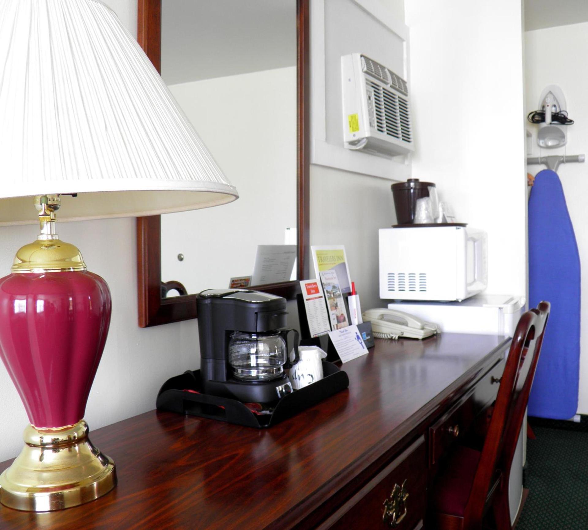 Travelers Inn photo 15