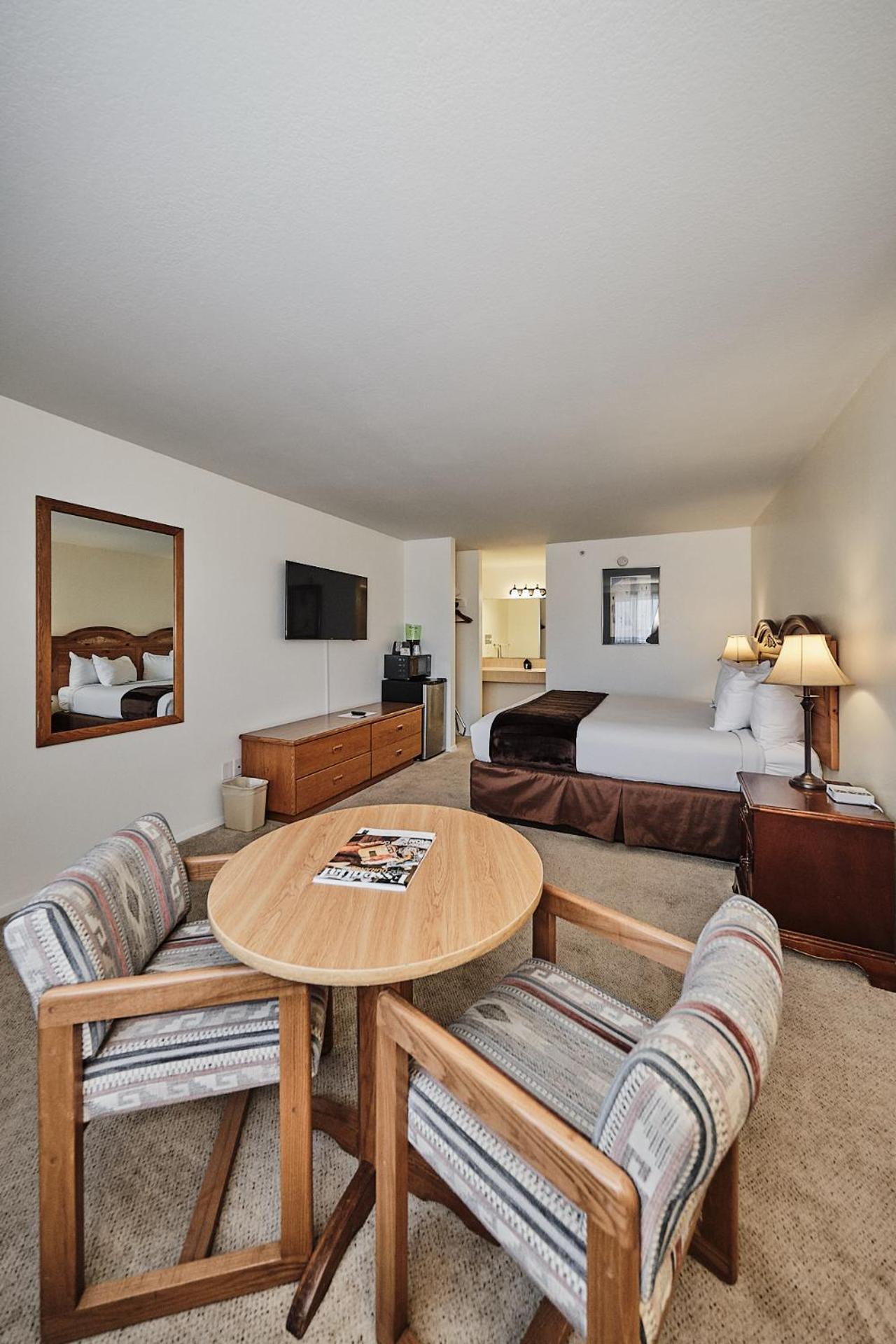 Adventure Inn Durango photo 91